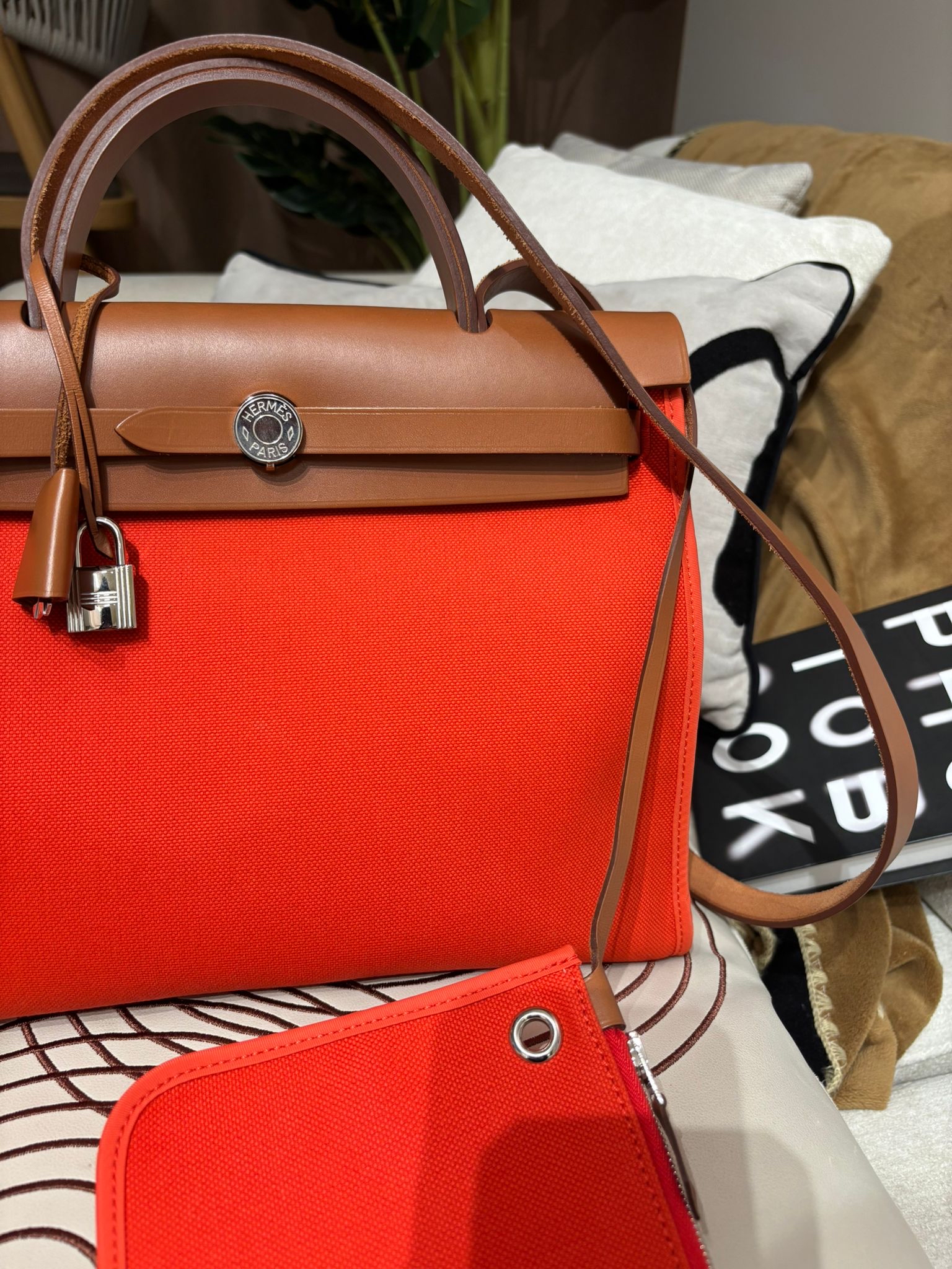 Hermes herbag 31,STAMP C, capucine ,100%Authentic ,98%new ✅收據副本✅Key Lock✅Dust bag