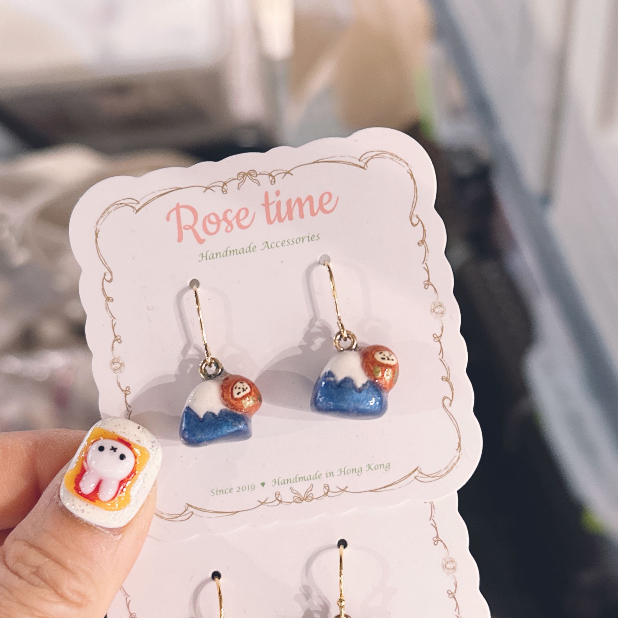 手繪側達摩富士山耳環