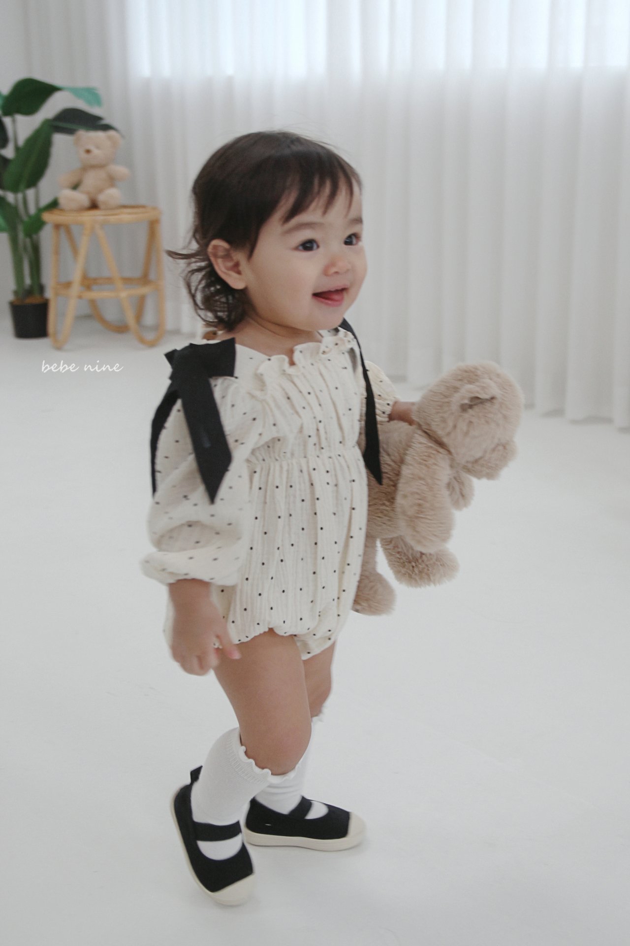 🌸預訂 韓國直送🌸🇰🇷Bebenine兩色波點花邊大絲帶棉紗長袖包屁衣