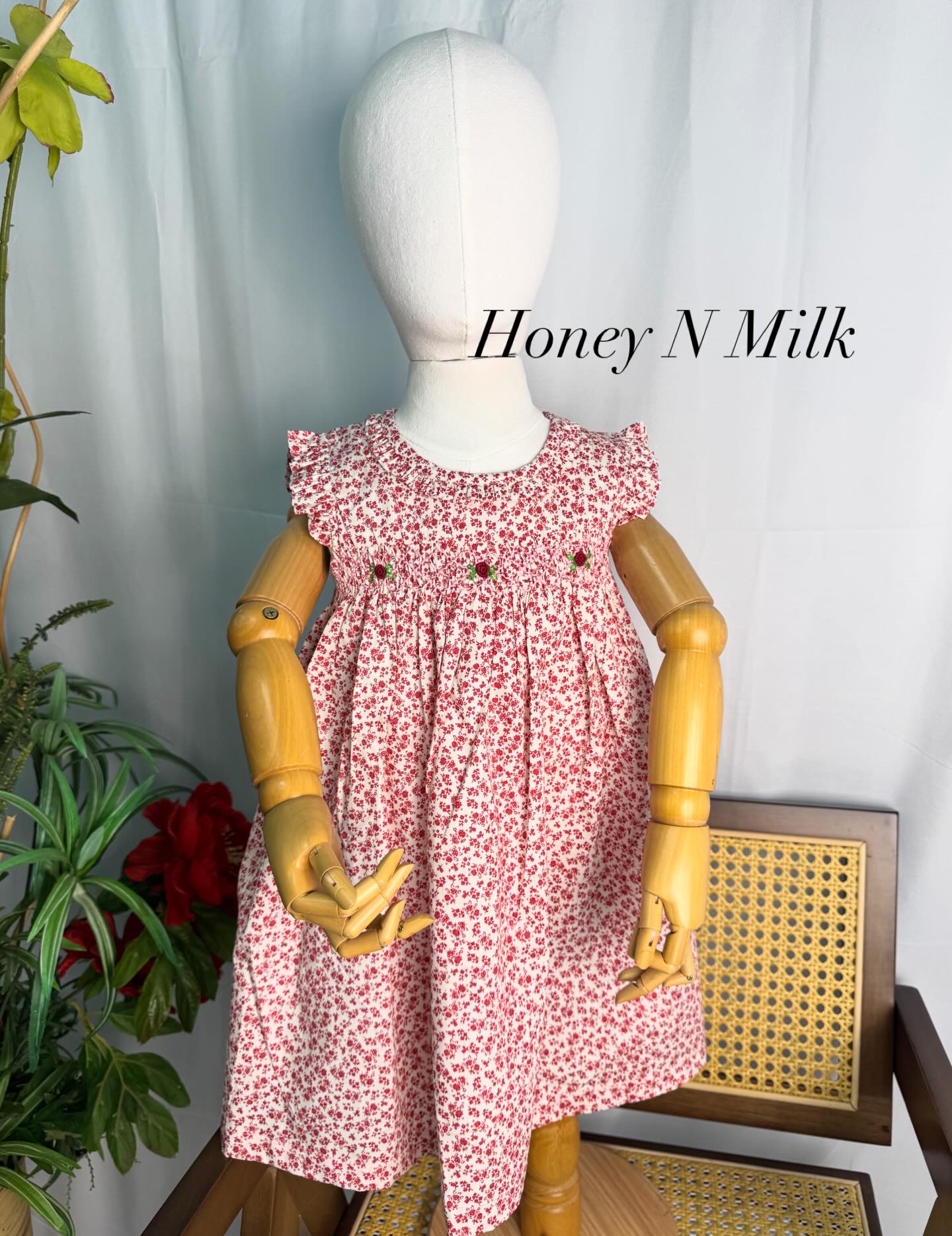 Red TinyRoses Embroidery Dress