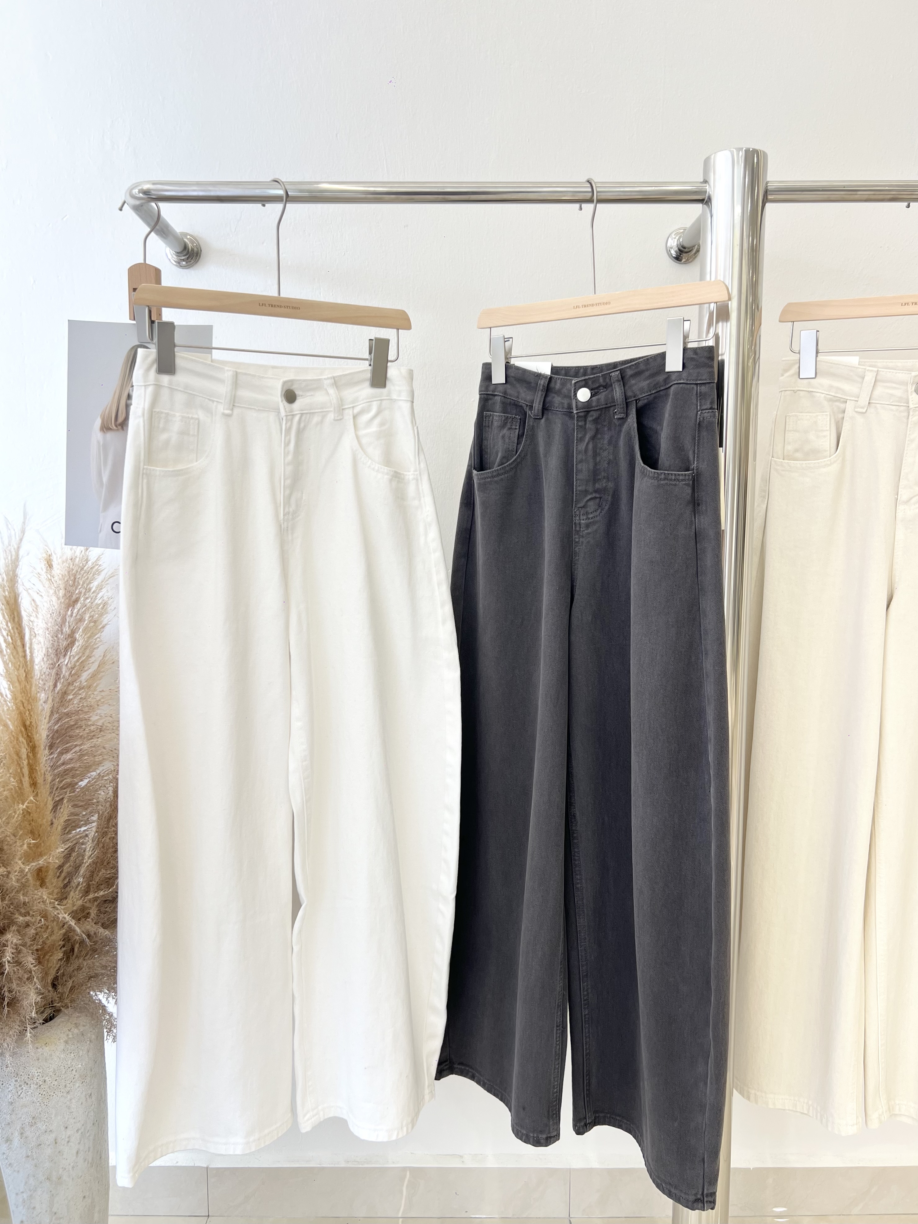 7101 爆款百搭牛仔弯刀长裤