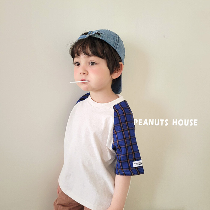 🇰🇷Peanuts House tee