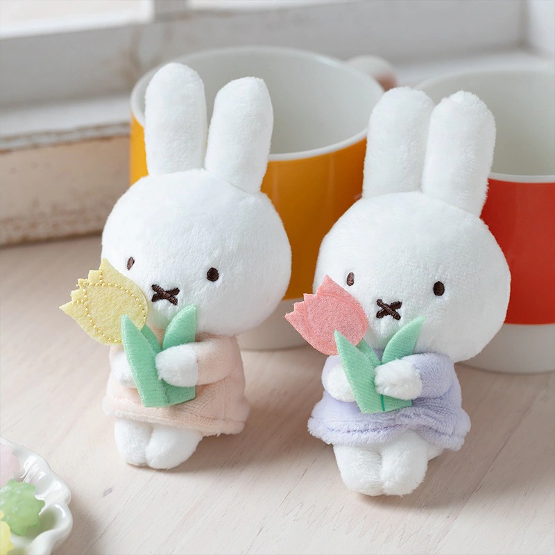 Takara Tomy ARTS Miffy Chokkori感謝系列 毛絨公仔掛飾