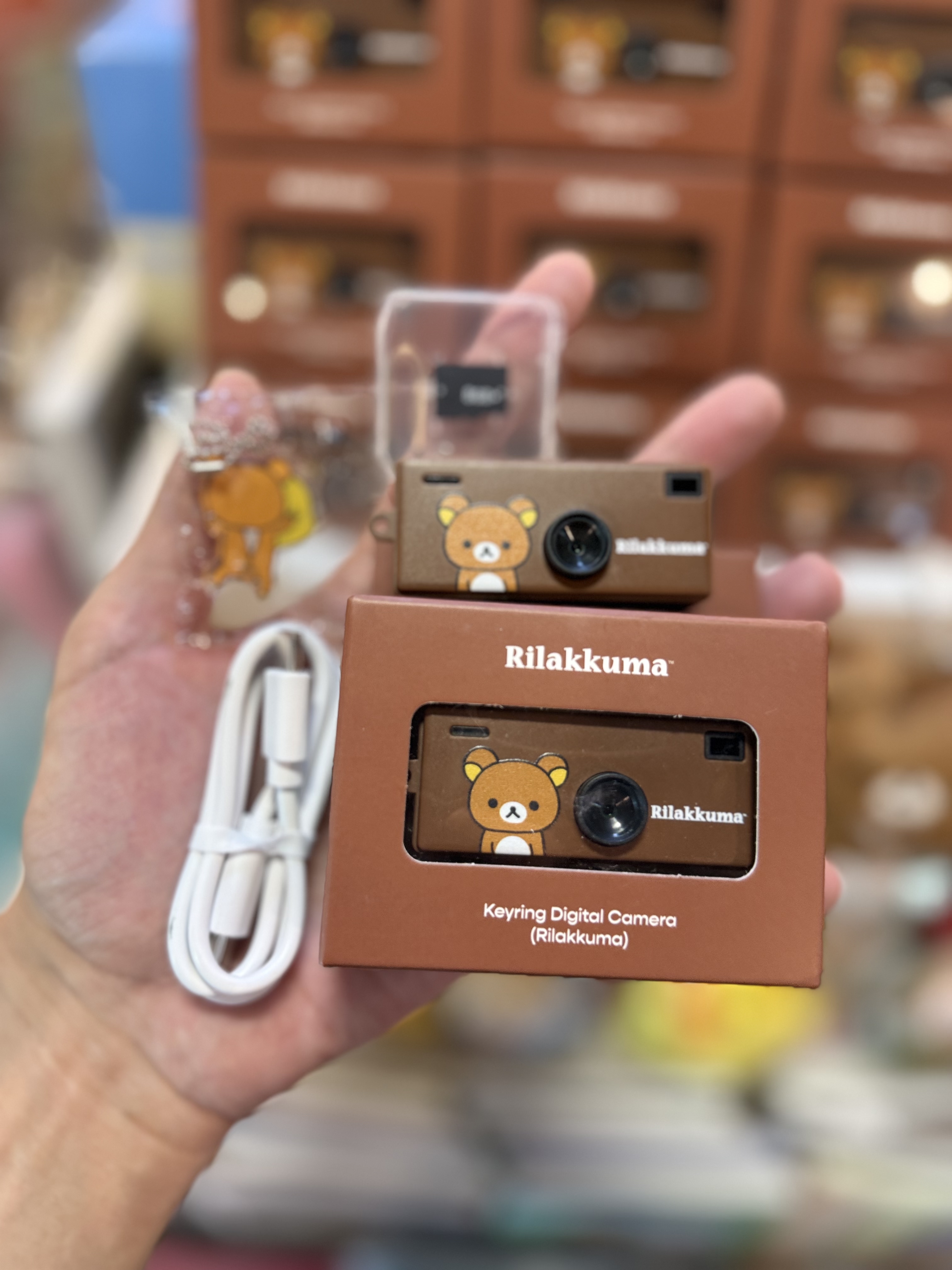 ⭕️留意！此商品只限香港門市自取/順豐到香港和澳門地區！ 《現貨》全新韓國限定rilakkuma x huug 復古迷你相機（rilakkuma)