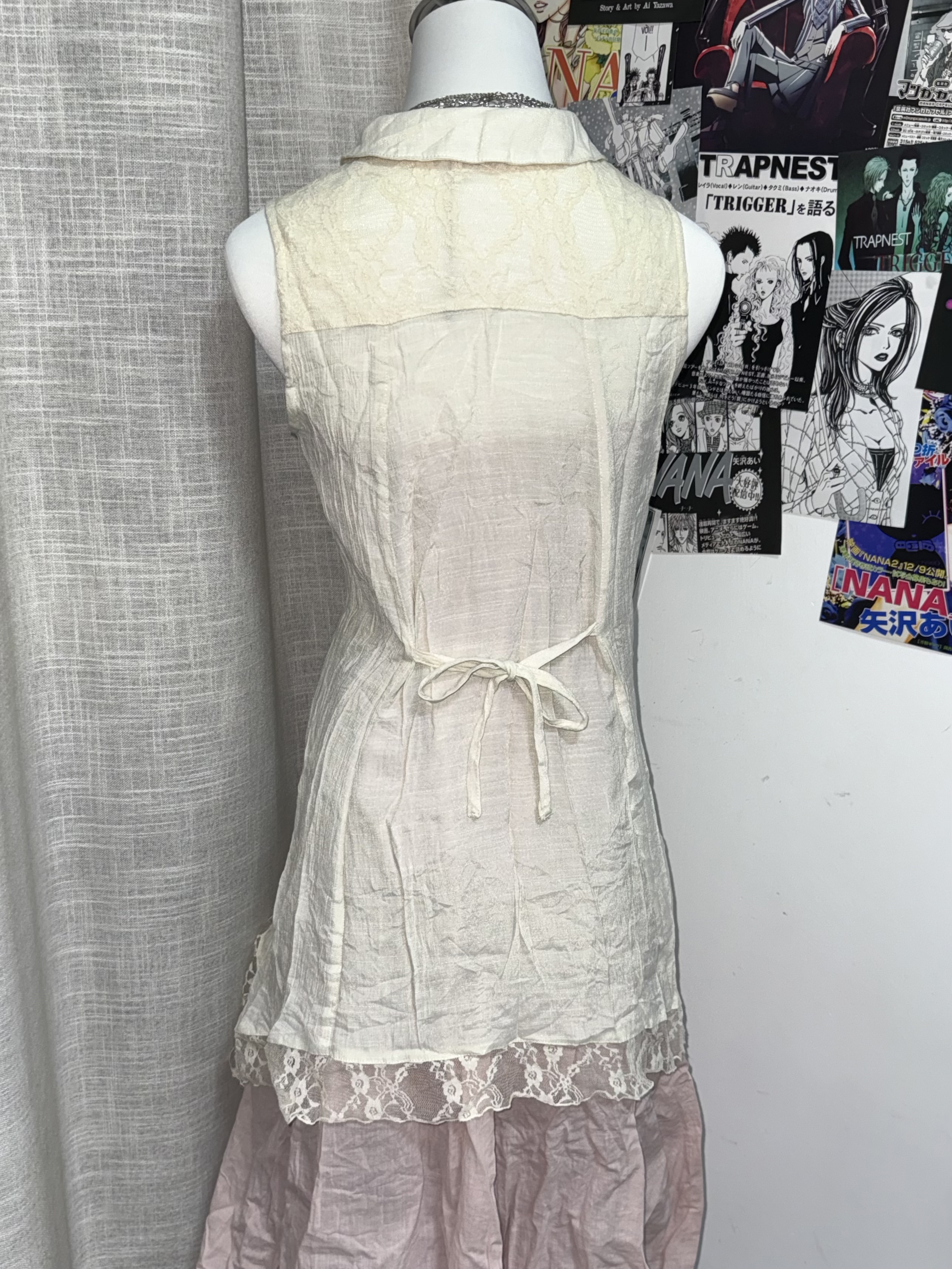 Axes Femme Lace-Collar Top