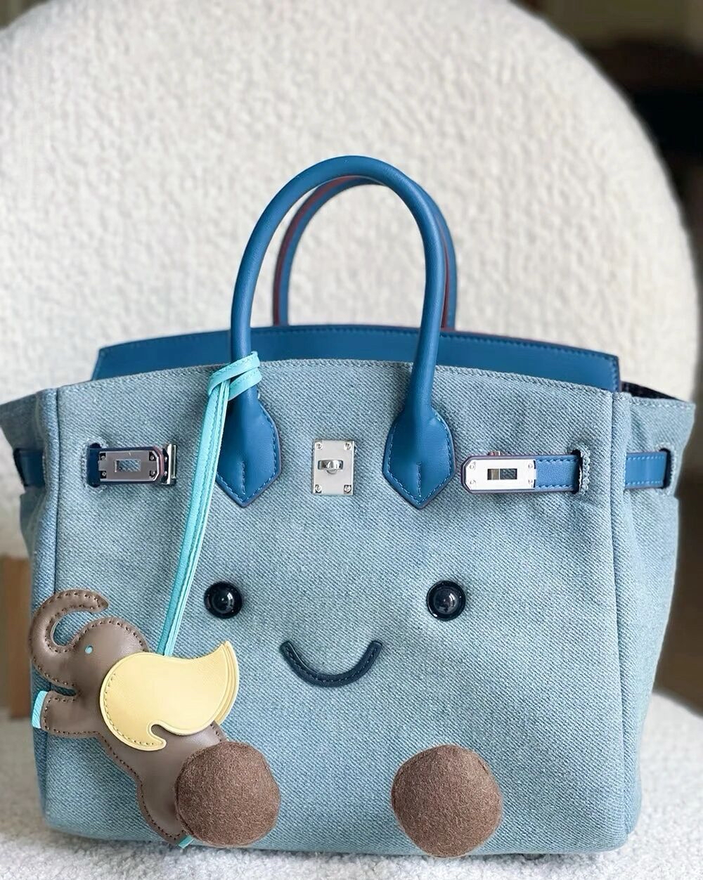 療癒微笑牛仔包(不包括大象掛件)