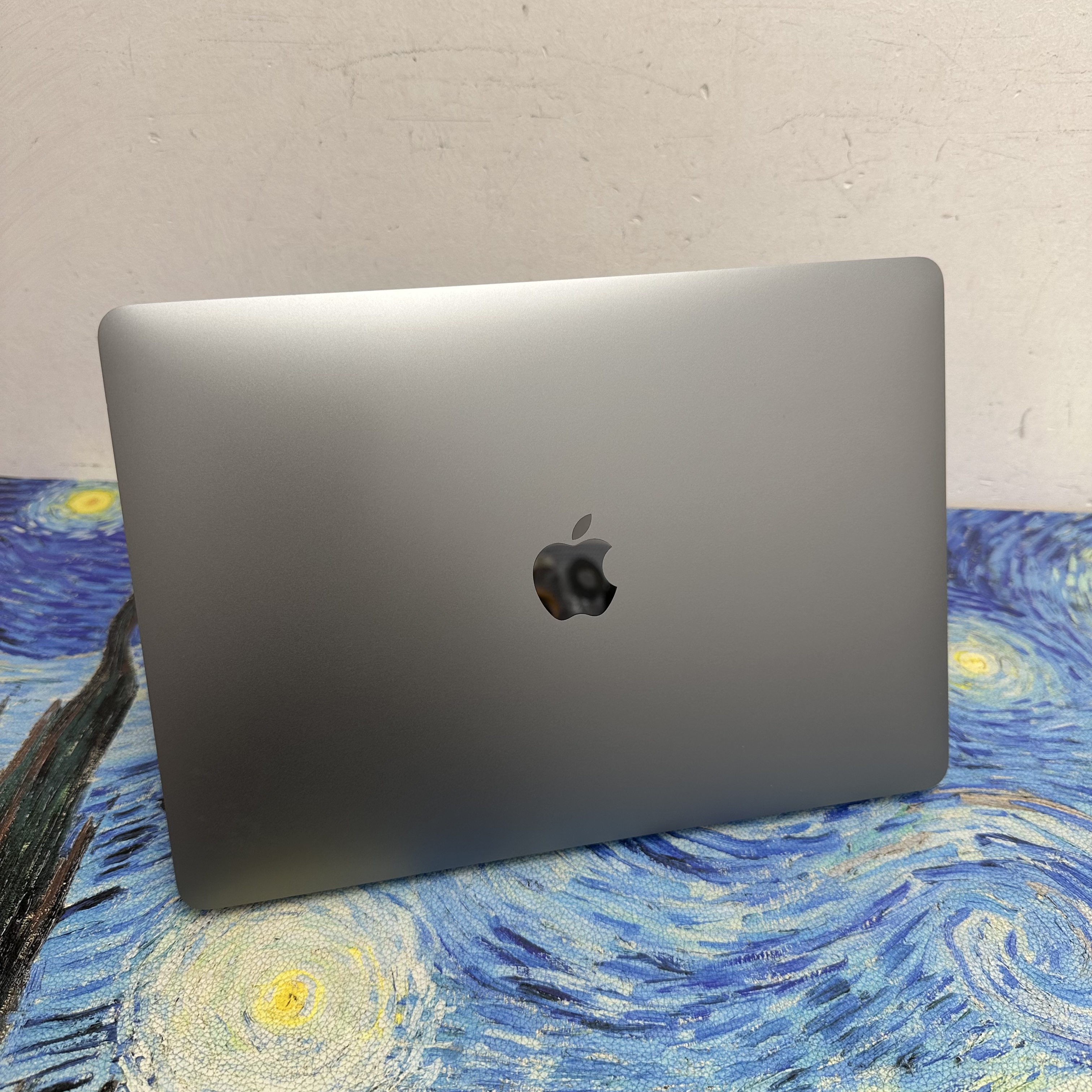 (高階MacBook Pro🔥4 Type C頭🤩) APPLE MacBook Pro 2019 i7 CPU /16GB Ram/512GB SSD/ Touch Bar/指紋解鎖 / Notebook / Laptop / 文書機 / Movie / Netflix
