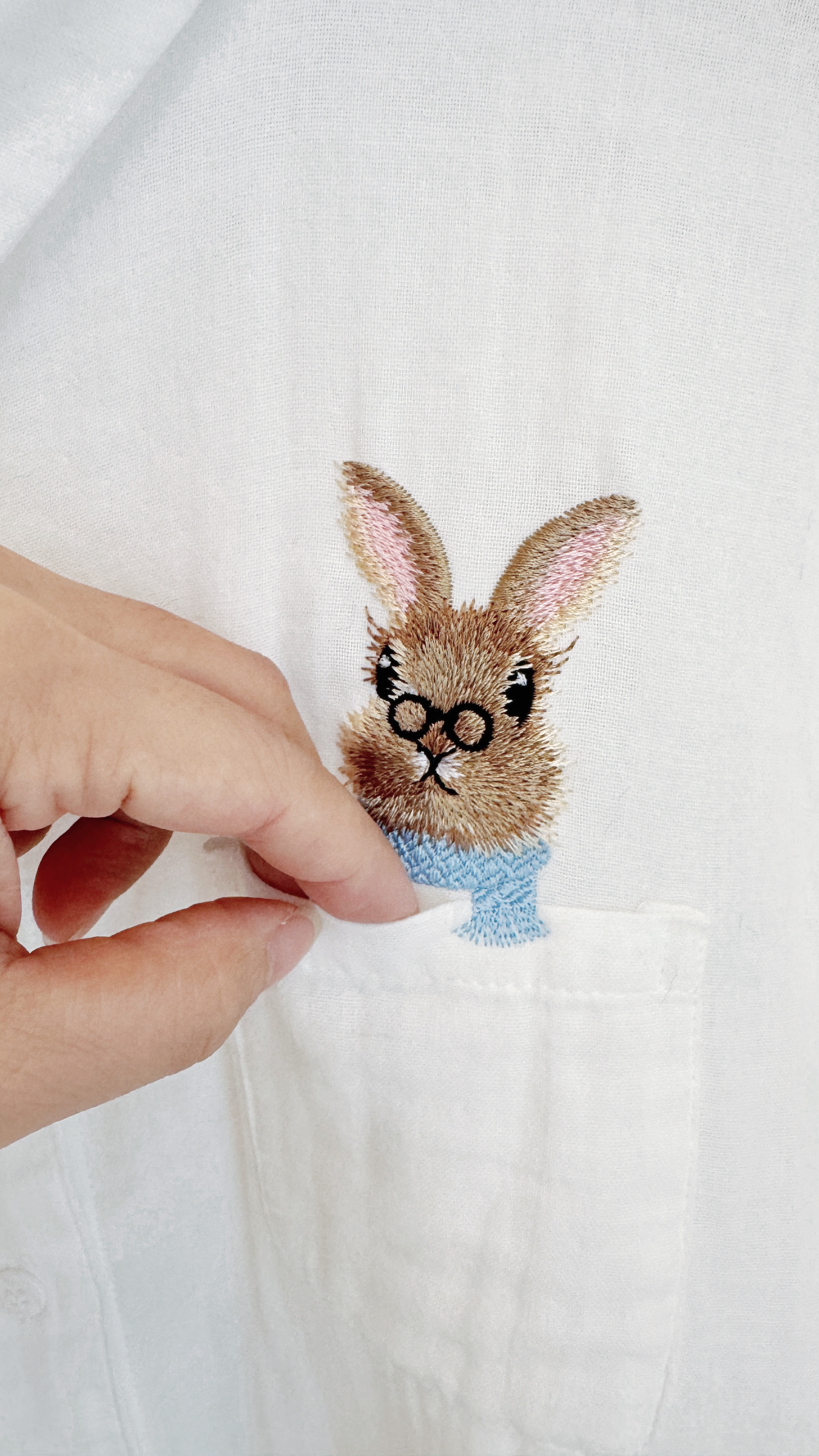 【Re‘Me Embroidery Made】博士生兔子刺绣白衬衫