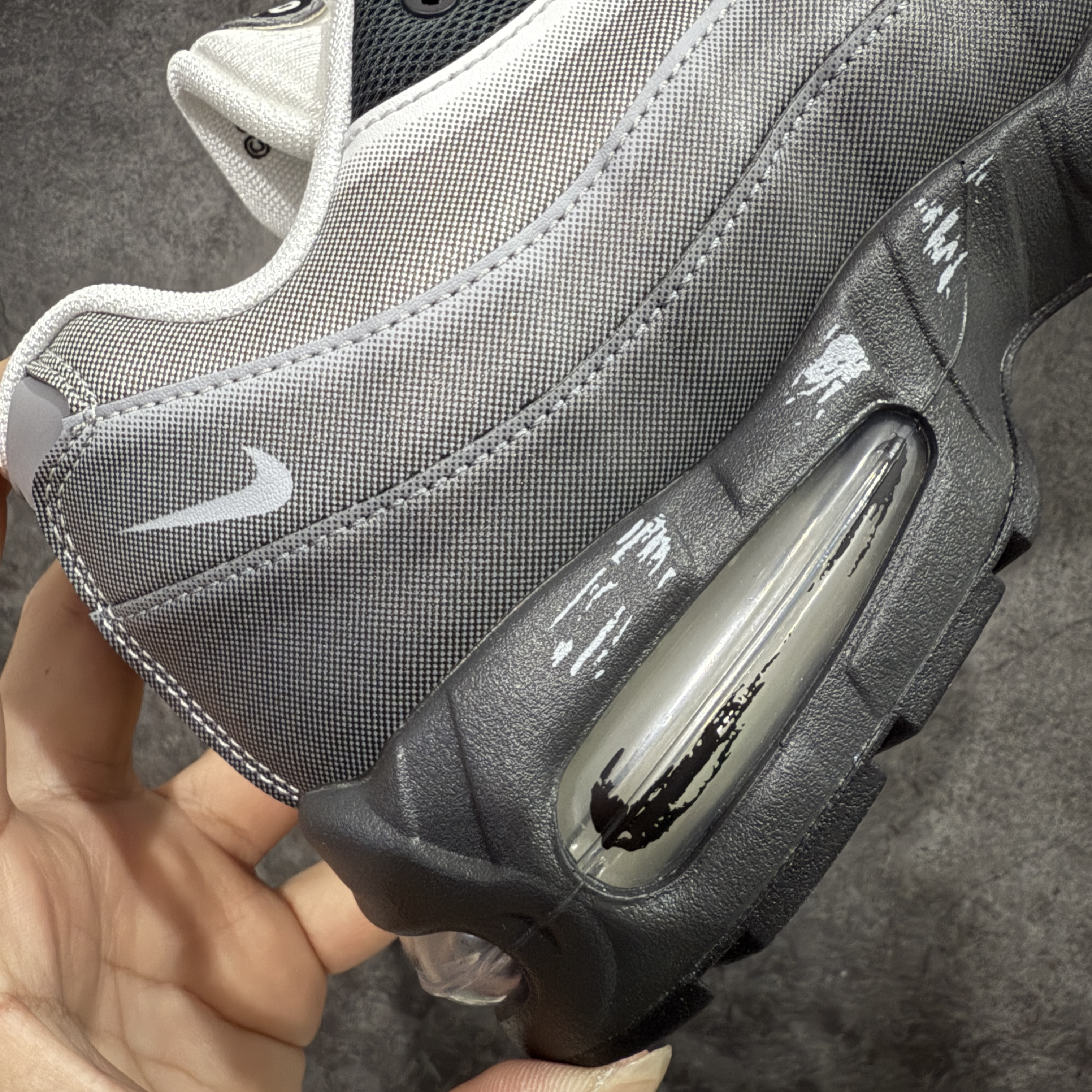 Nike Air Max Muscle 95Yu-Gi-Oh! Jonouchi II7404-100