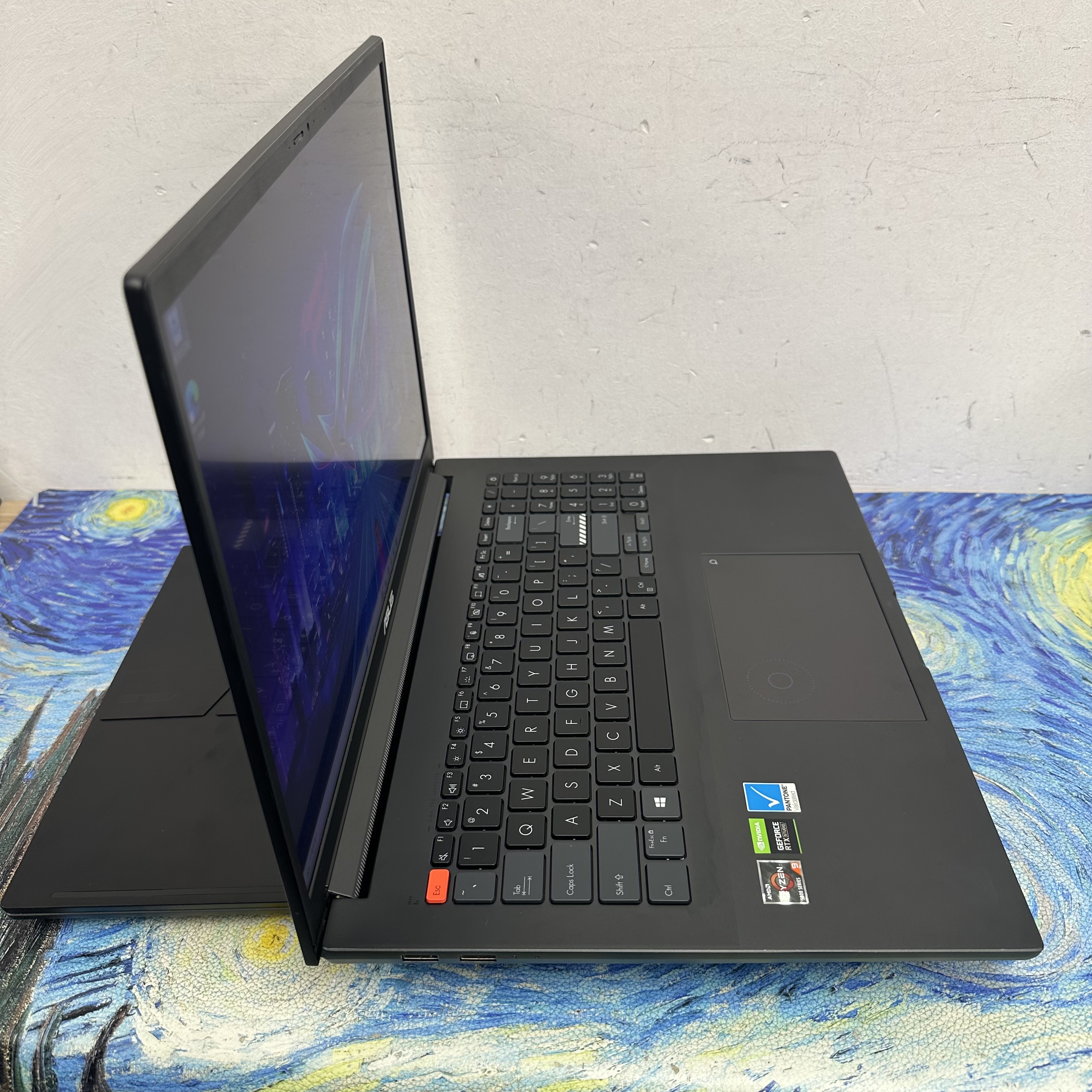 Asus Zenbook 16寸 2.5K 120Hz Mon AMD Ryzen 9 5900HX/16GB Ram/512GB SSD/獨立顯示卡/Pantone認證/打機超爽/ Gaming Laptop / Notebook/ Netflix/ Win11 / Office/  Work /