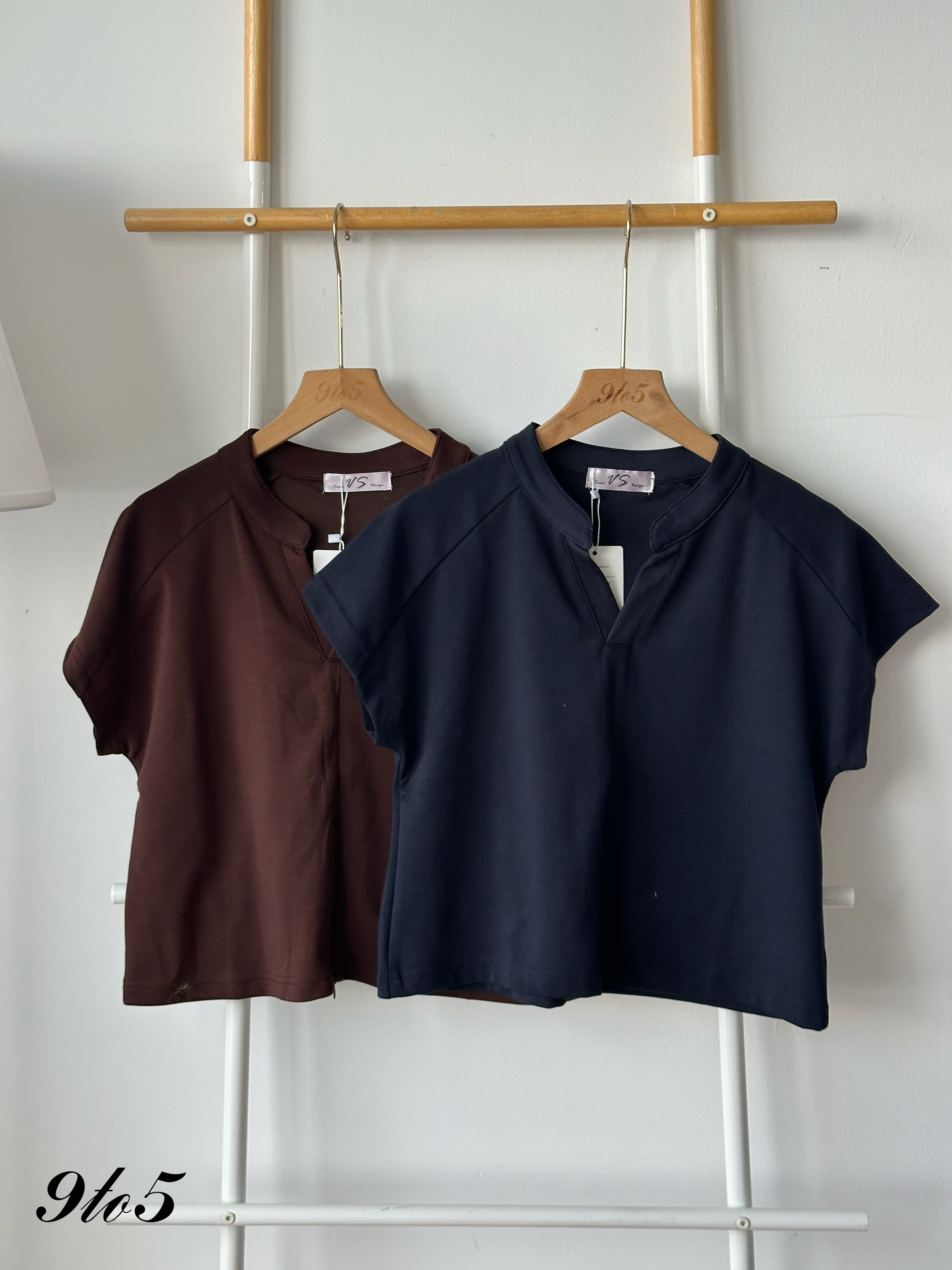 T4275 Key Collar Zipped Top - 3 Colors 