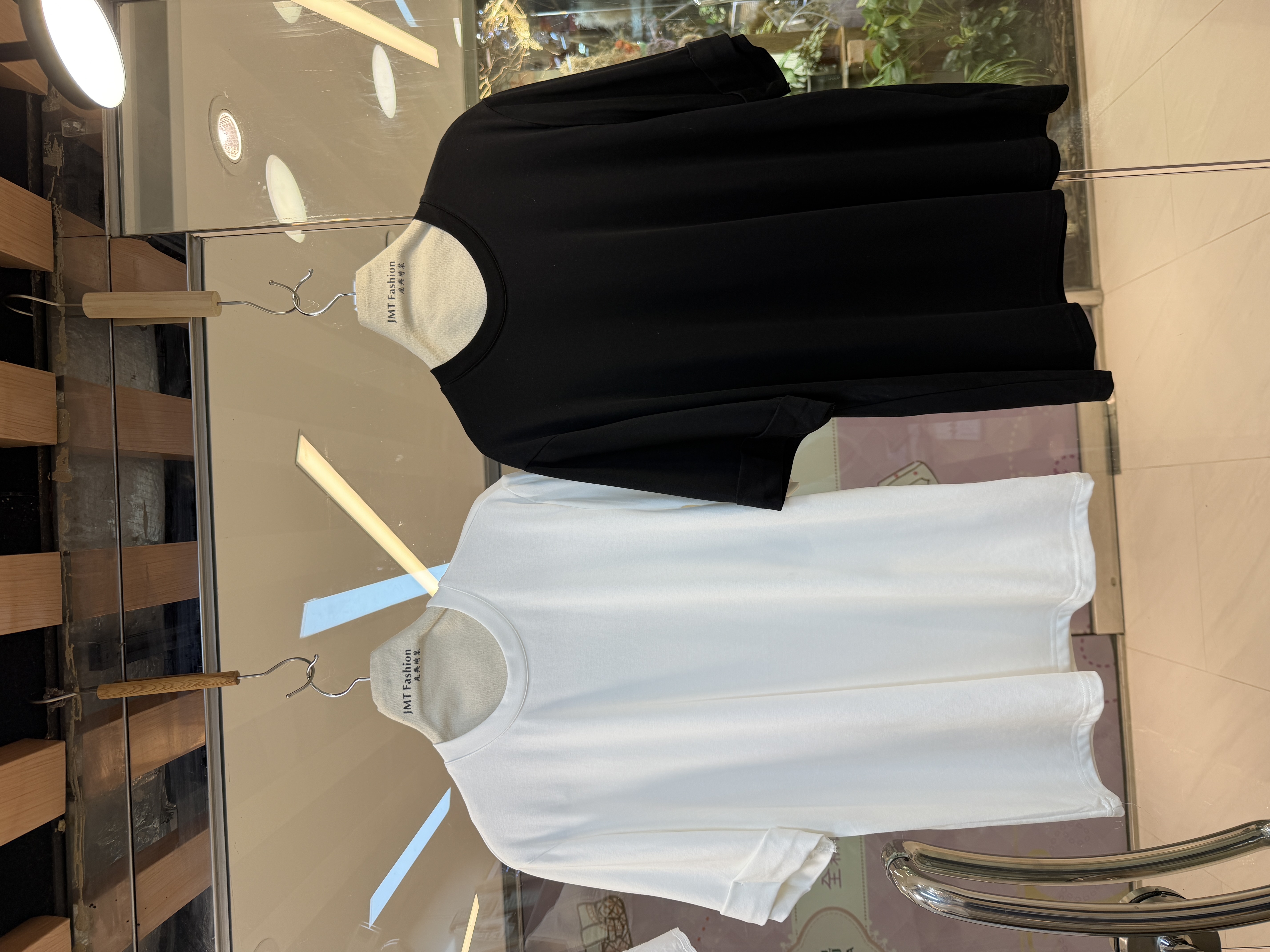 歐洲超滑淨色Tee M692 VES6710246