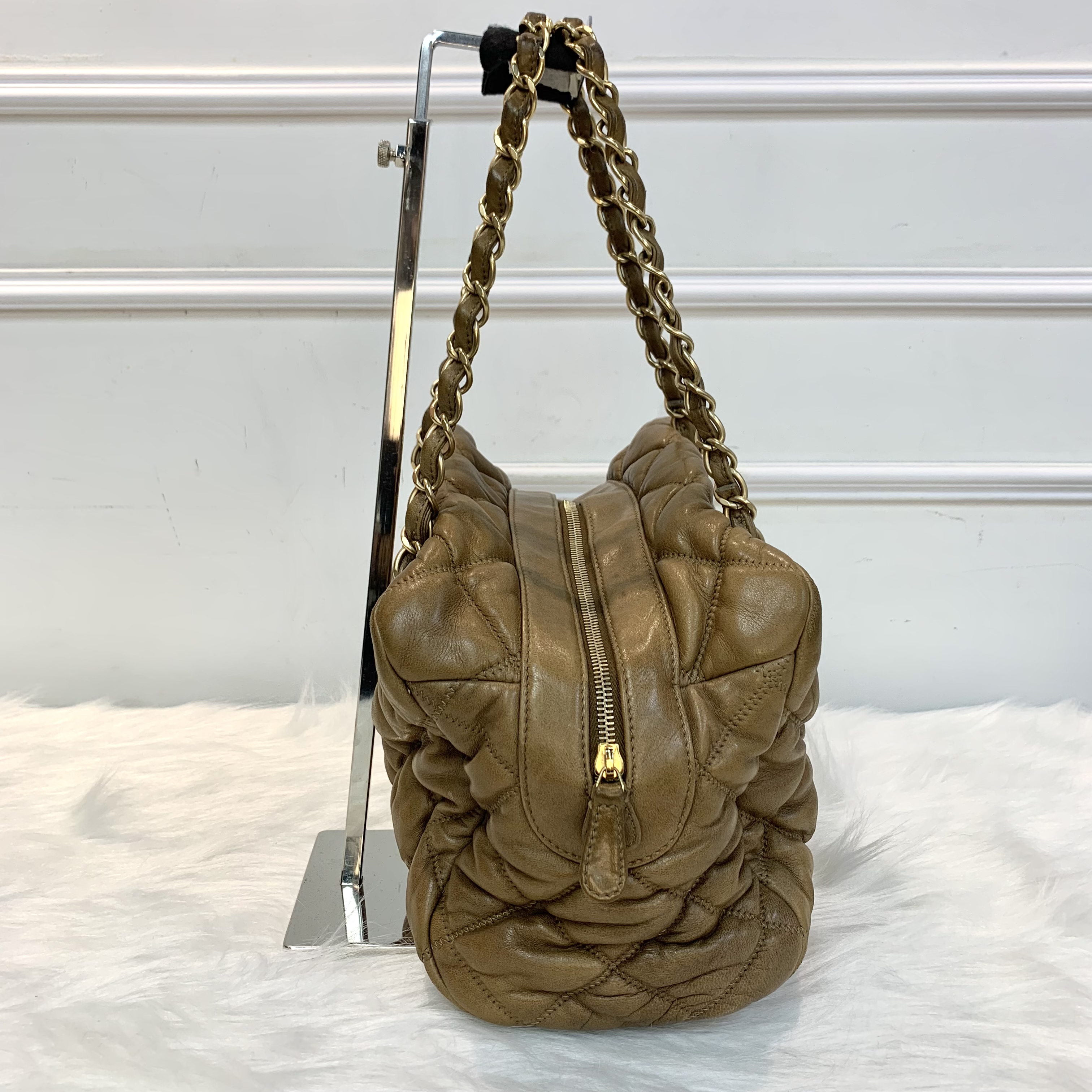 Chanel 羊皮皮革 bubble bag Chain Shoulder金扣鏈帶肩背袋