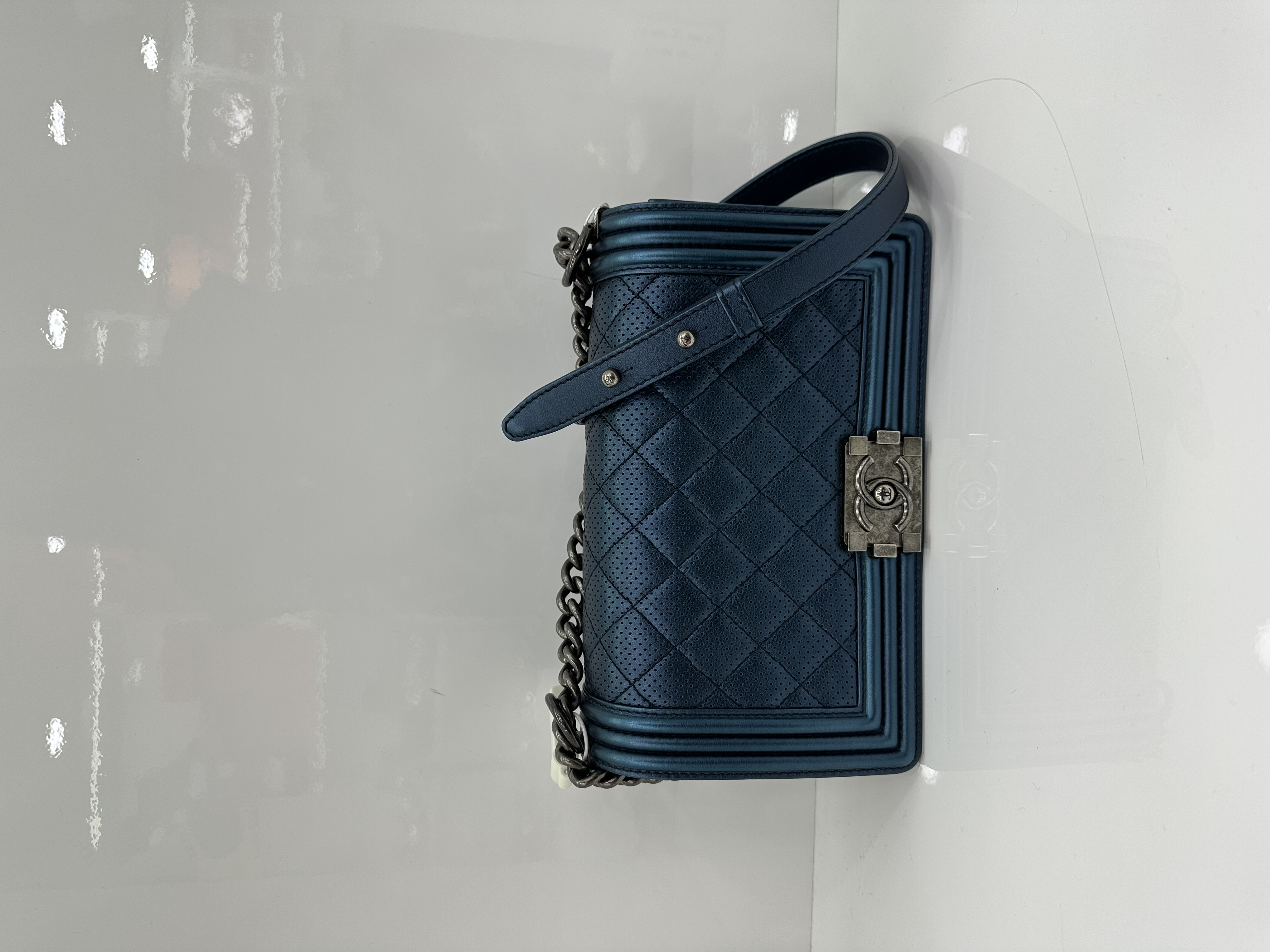 直播貨品 |  [1個-$100 2個-$300］EE102