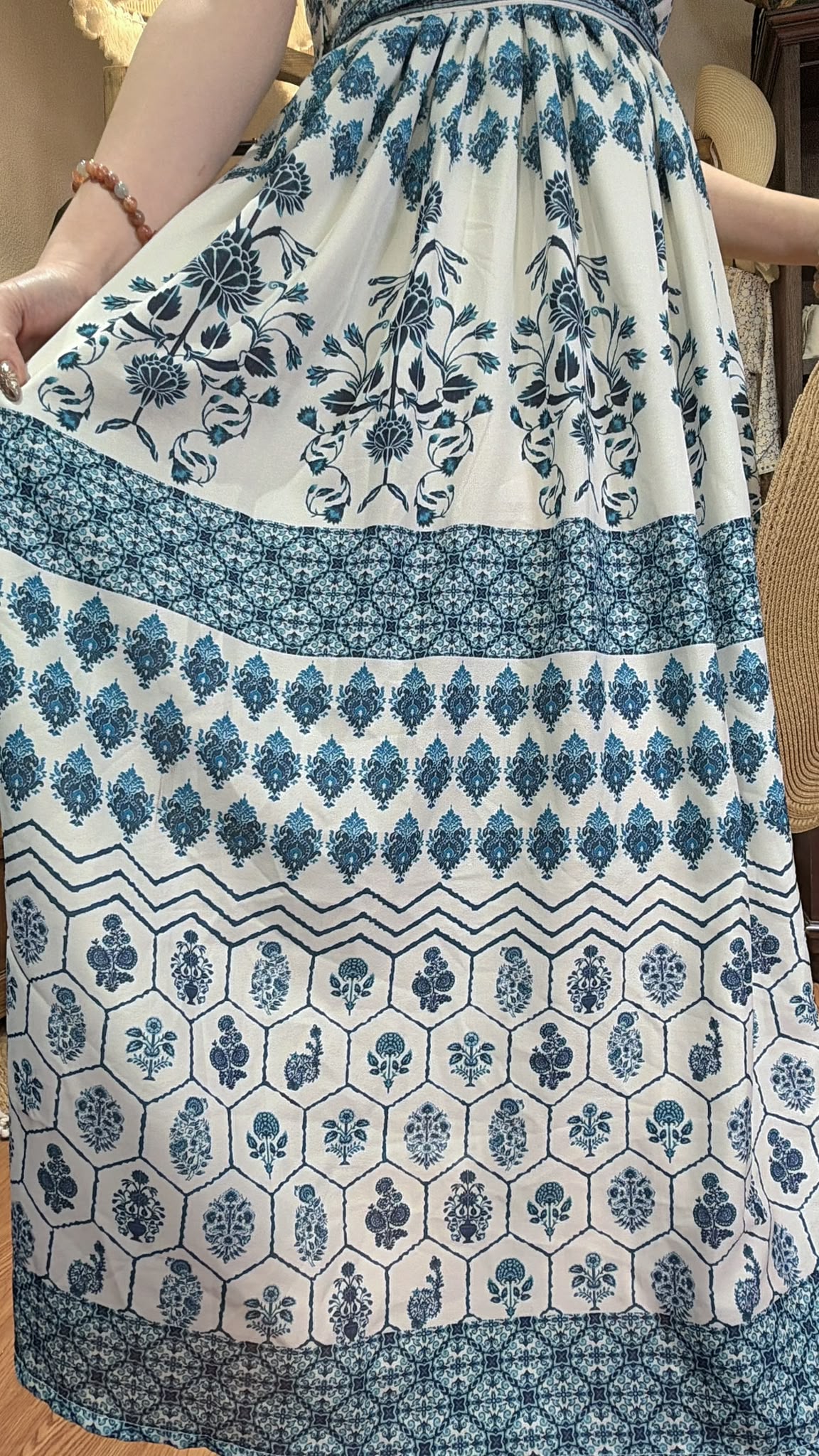 2905 White x Blue Halter Sleeveless OP