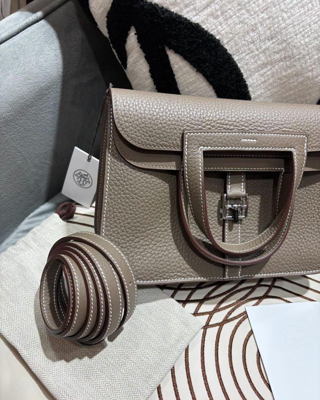 全新 Hermes halzan 25,STAMP W,大象灰銀扣 100%Authentic, 100%New全新貨品✅收據✅dust bag✅Box