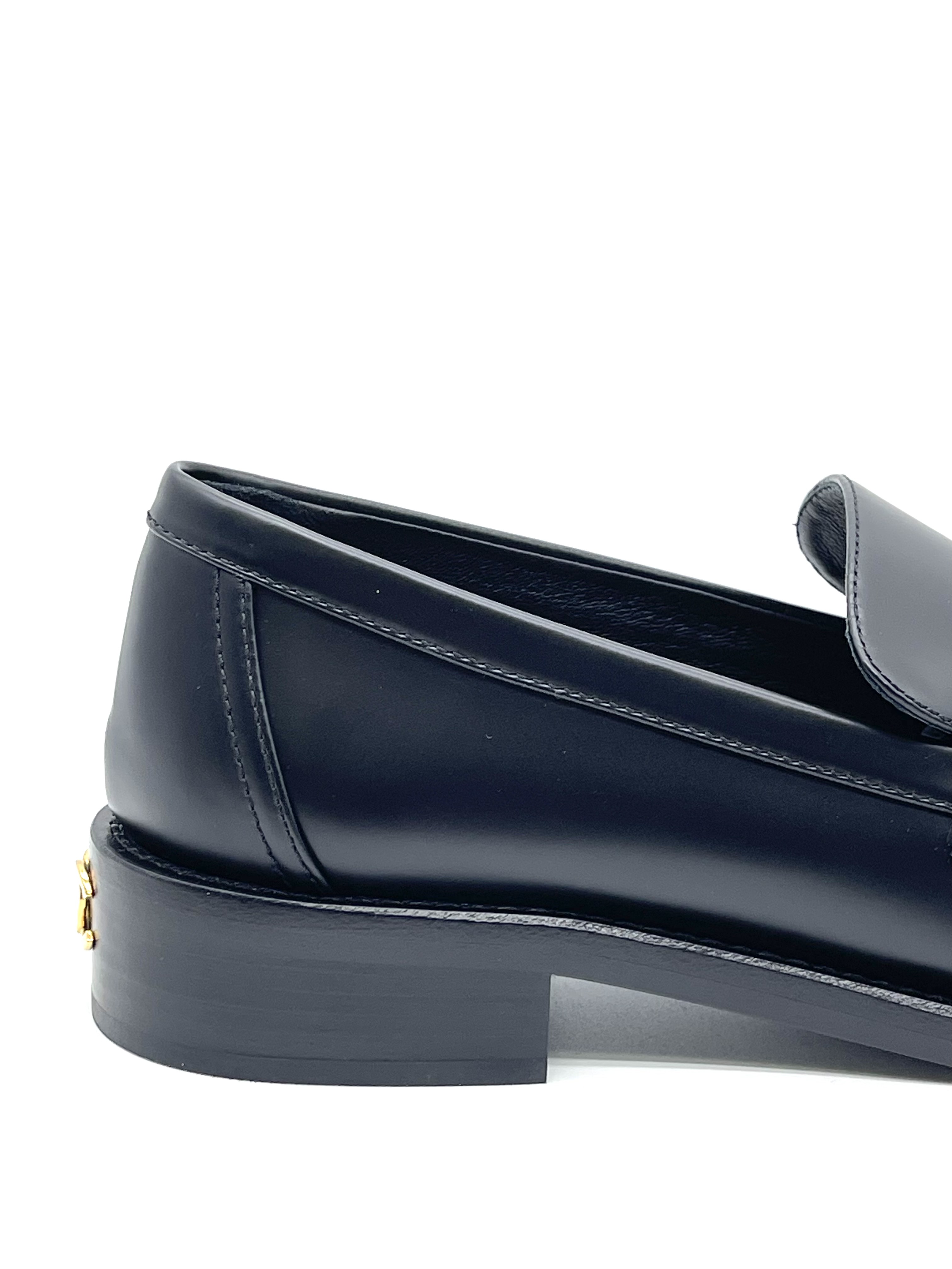 Pre-owned CHANEL CC Logo Loafer / Product Code: 27032331