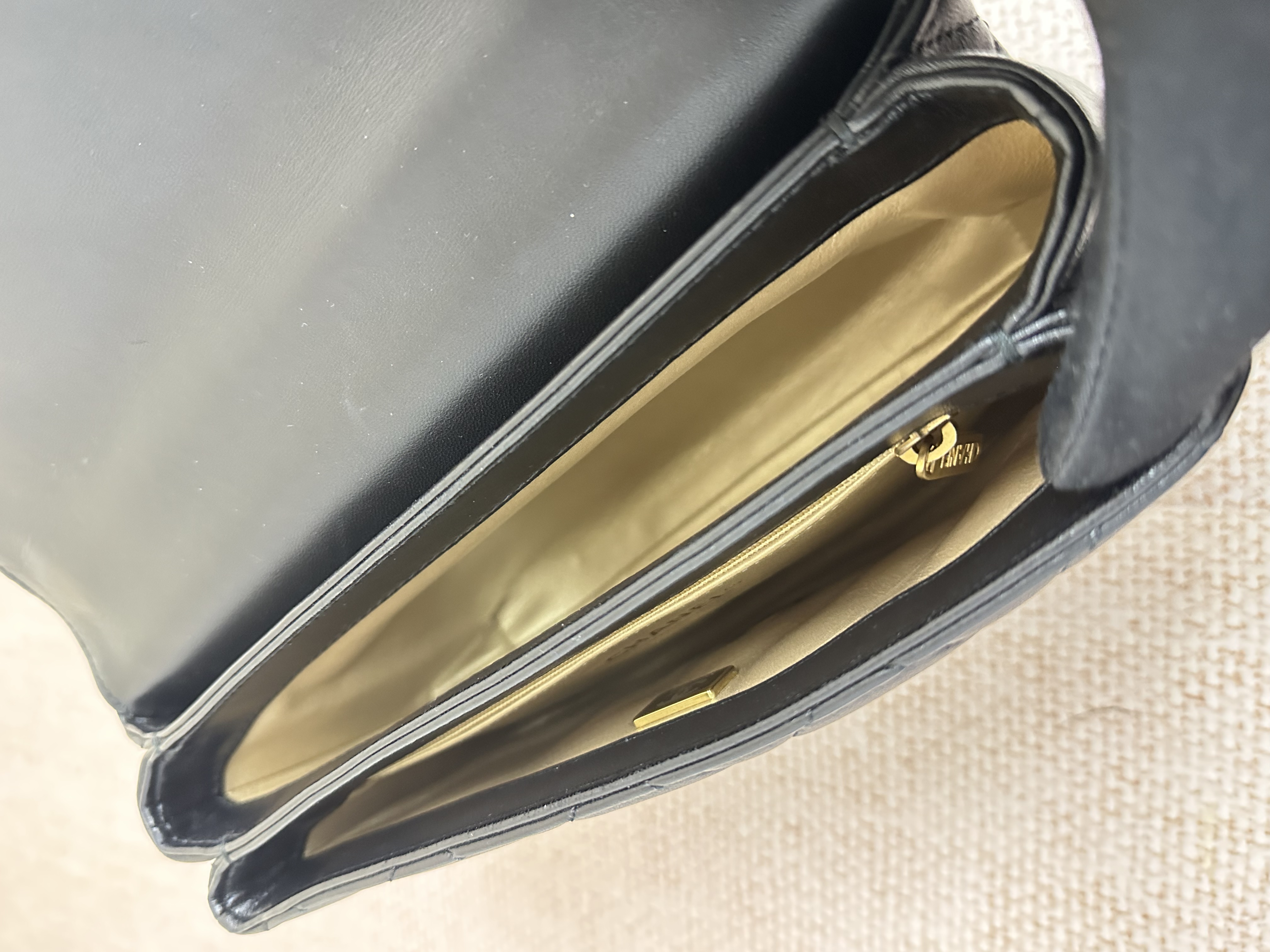 Pre-owned Chanel Crystal Logo Letters Chain Handle Flap Bag/ Product Code: 26041613