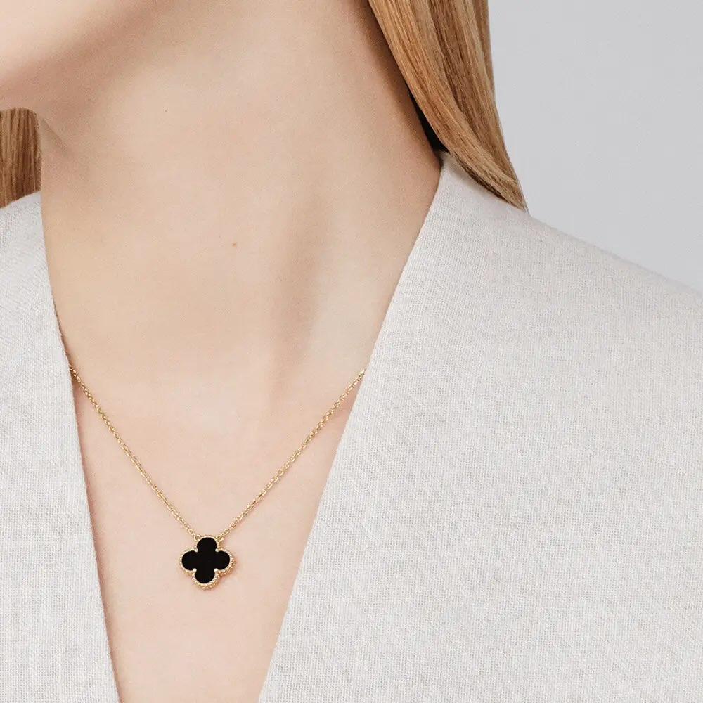 Van Cleef & Arpels 🤍PRE OWNED VCA 18k黑金瑪瑙 四葉草頸鏈 🖤
