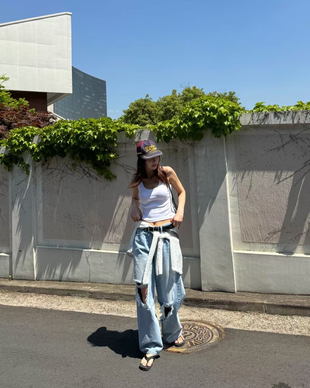 東大門女裝 | Torn jeans