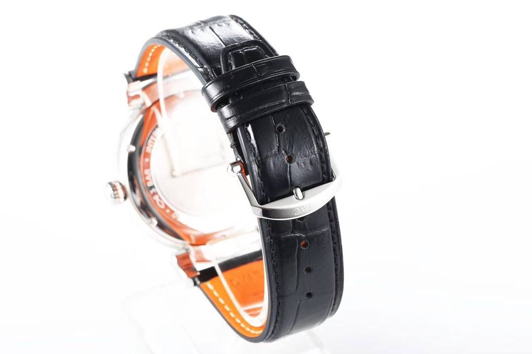 IWC 万国表达文西系列蓝色表盘自动机械男士腕表 IW452307