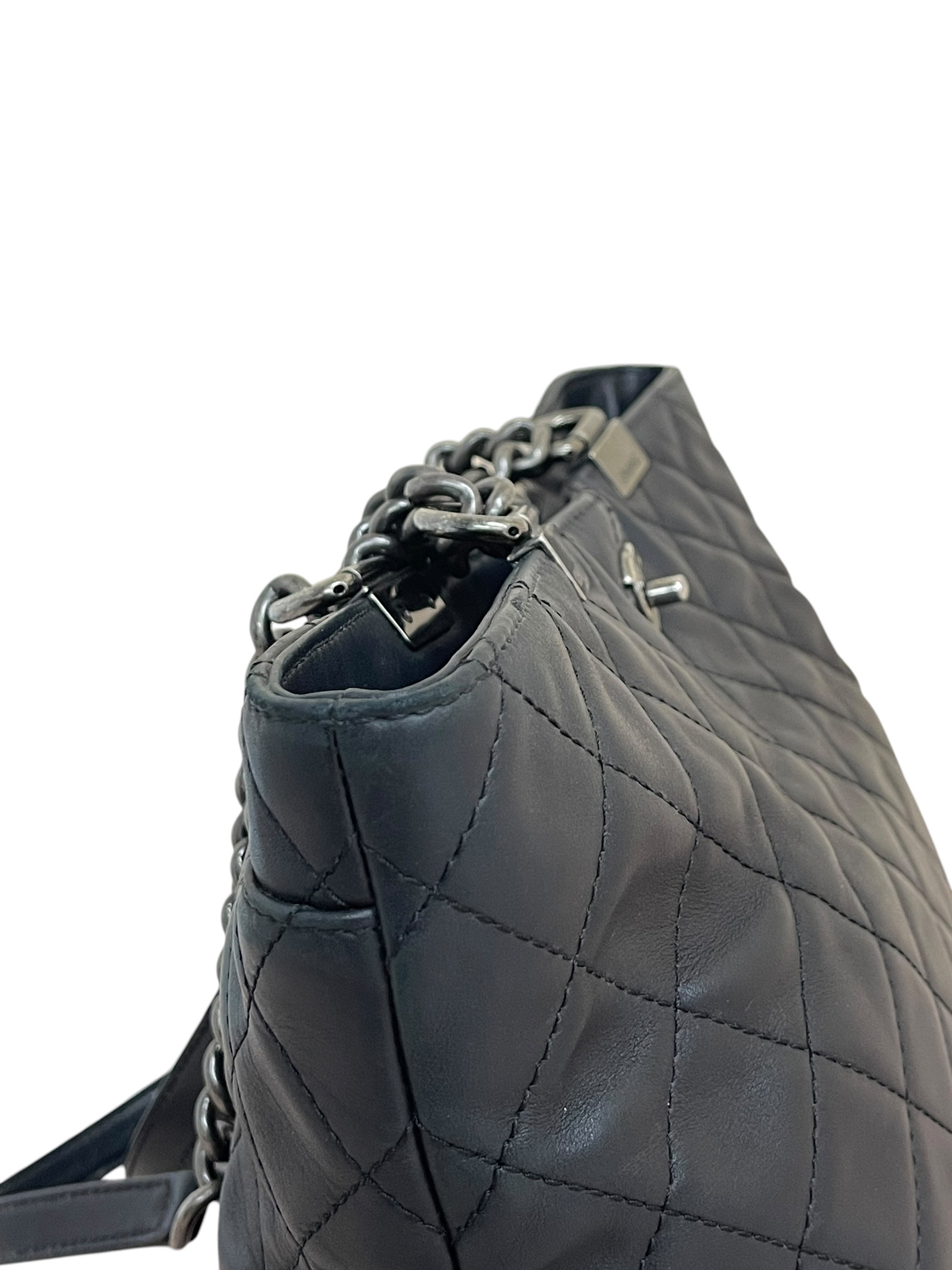 Pre-owned Chanel Shopping in Chains / Product Code: 062908