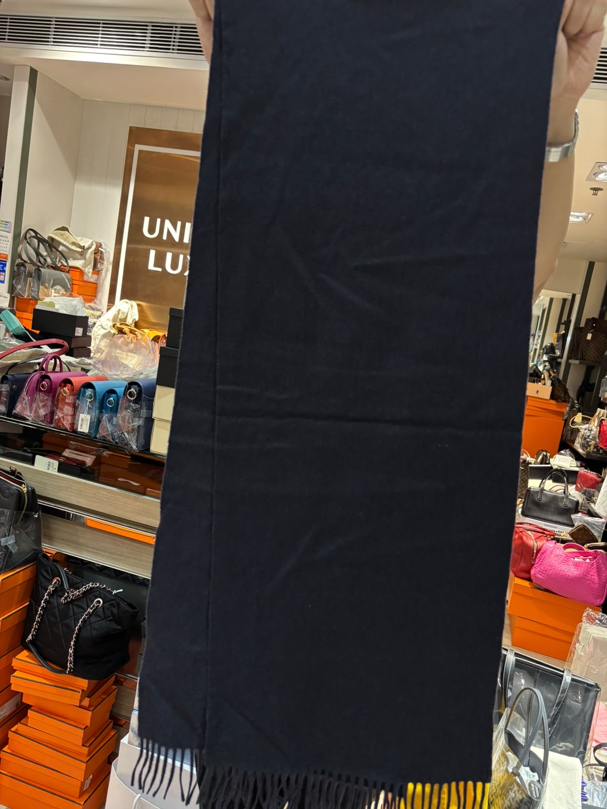 未使用品 Burberry Cashmere Scarf 羊絨頸巾 100%Authentic, Unused未使用品 