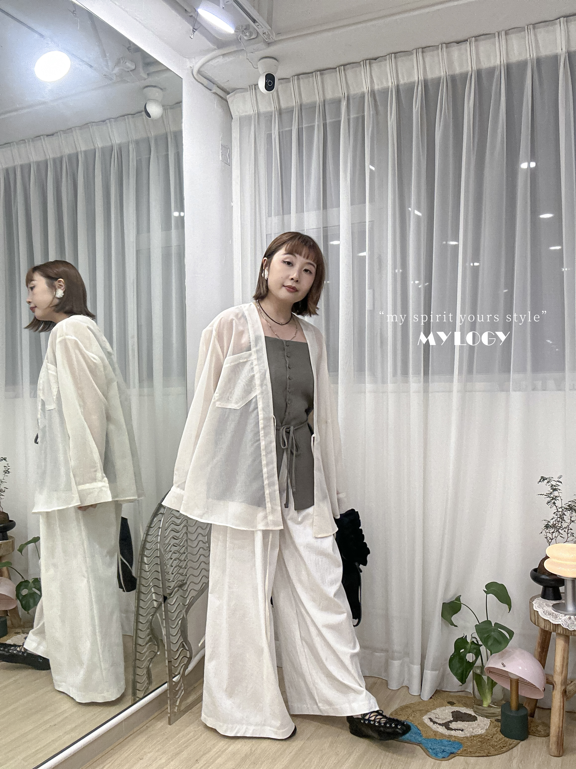 穿上高冷～高級感排扣吊帶馬甲 FT0001 - 卡其 Khaki