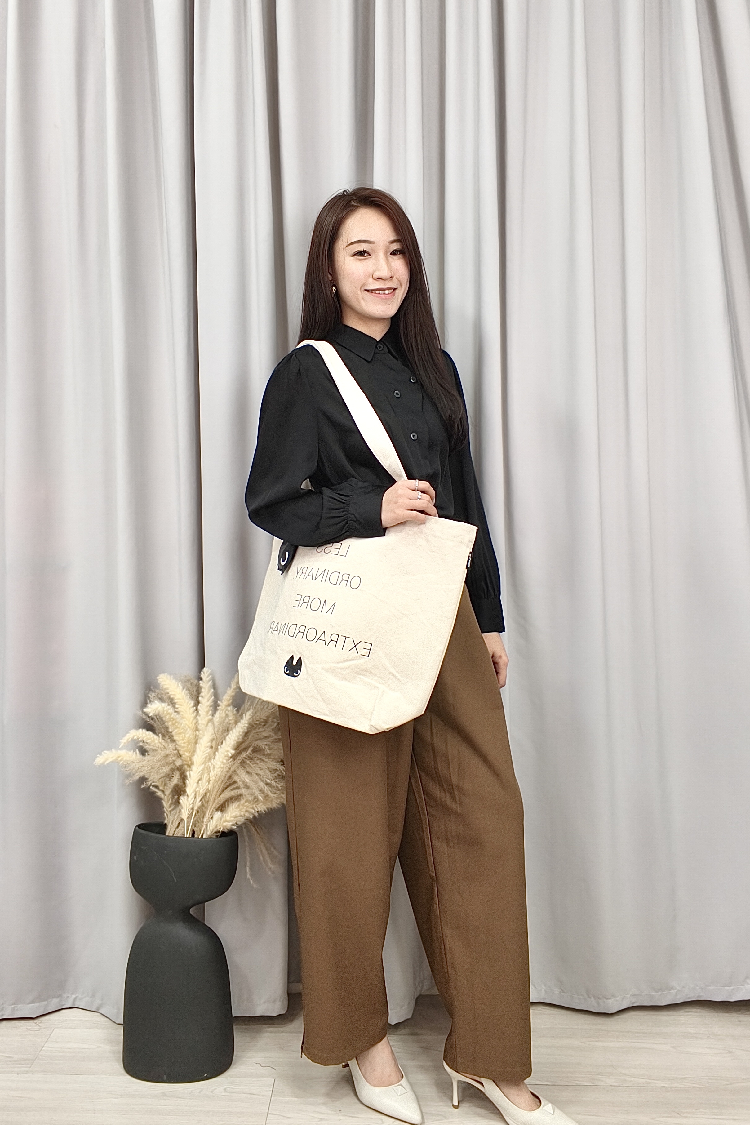CP1630 2pcs Black & Beige Minimal Statement Canvas Tote Bag