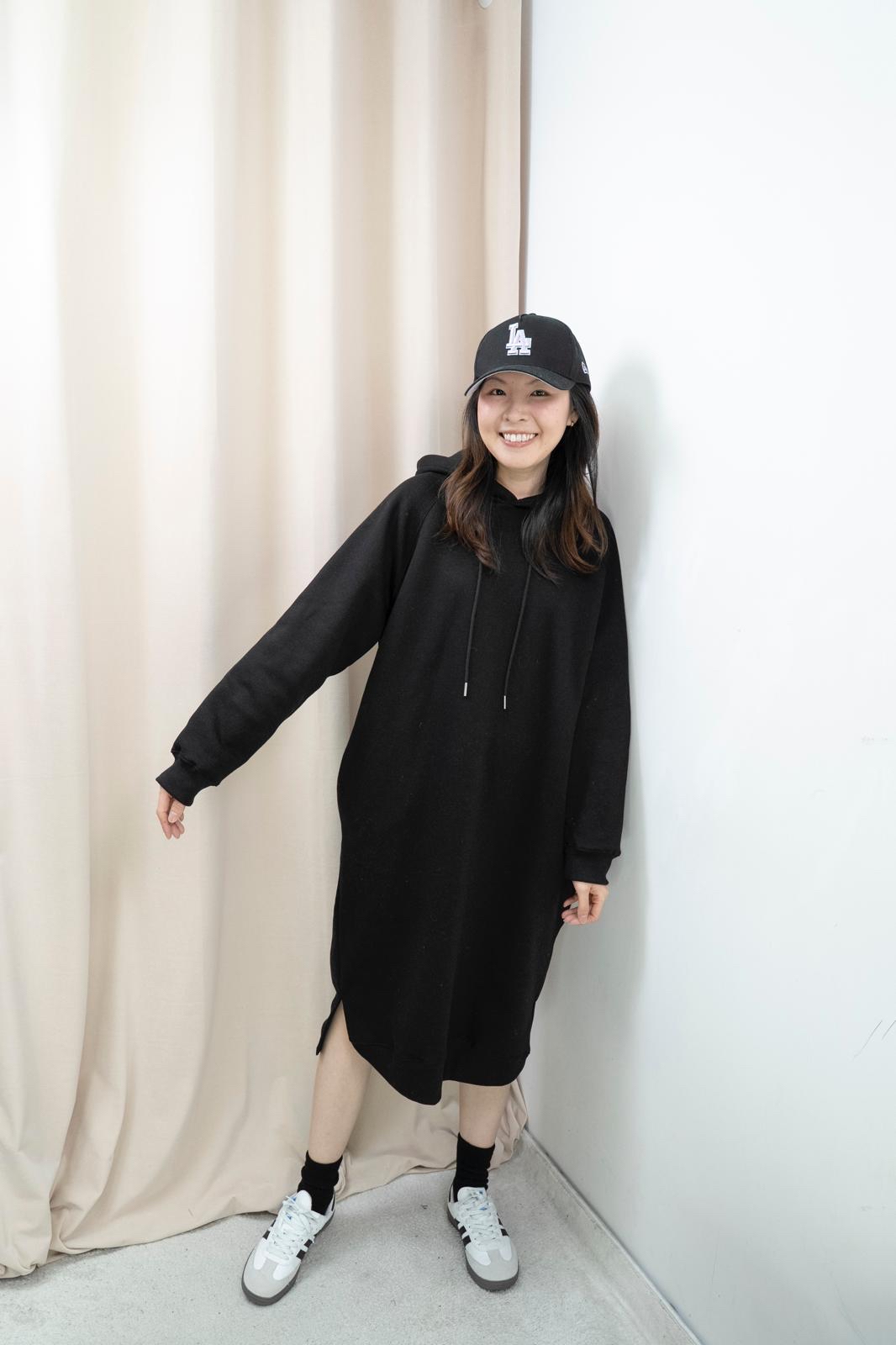 加絨有帽衞衣連身裙（黑色）