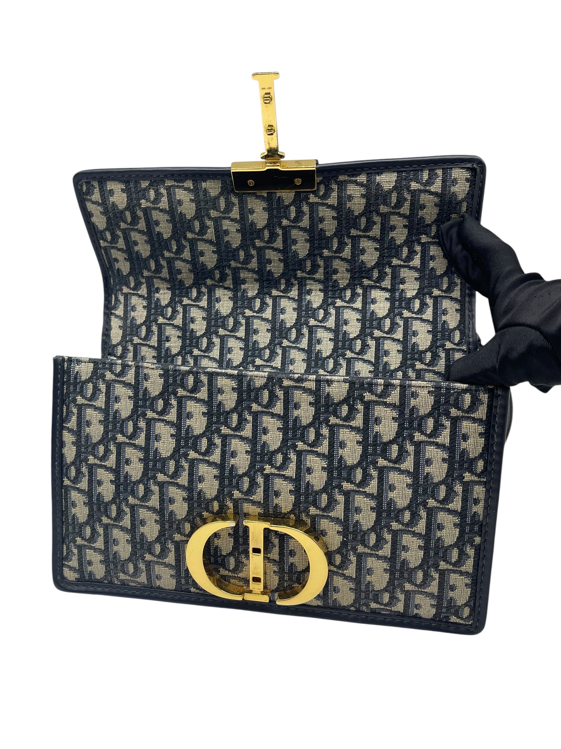 Pre-owned Dior 30 Montaigne / Product Code: 071003