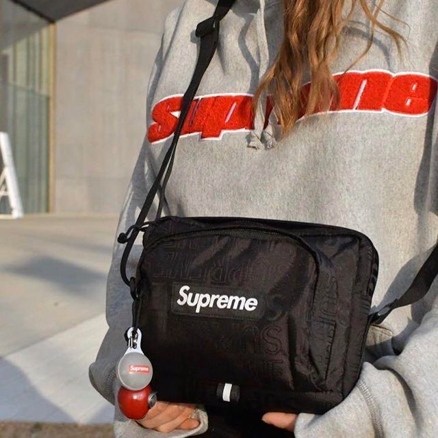 Supreme 19Ss Shoulder Bag Sweetie Office