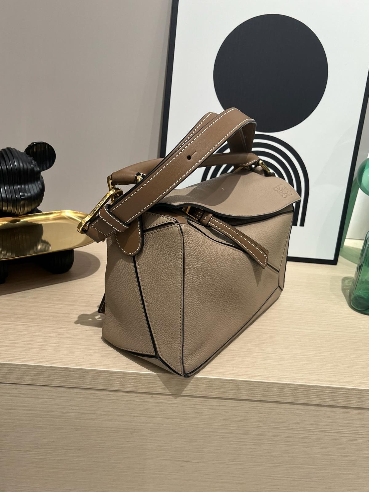 Loewe Puzzle Small Sand 100%Authentic, 98%New ✅Dust bag