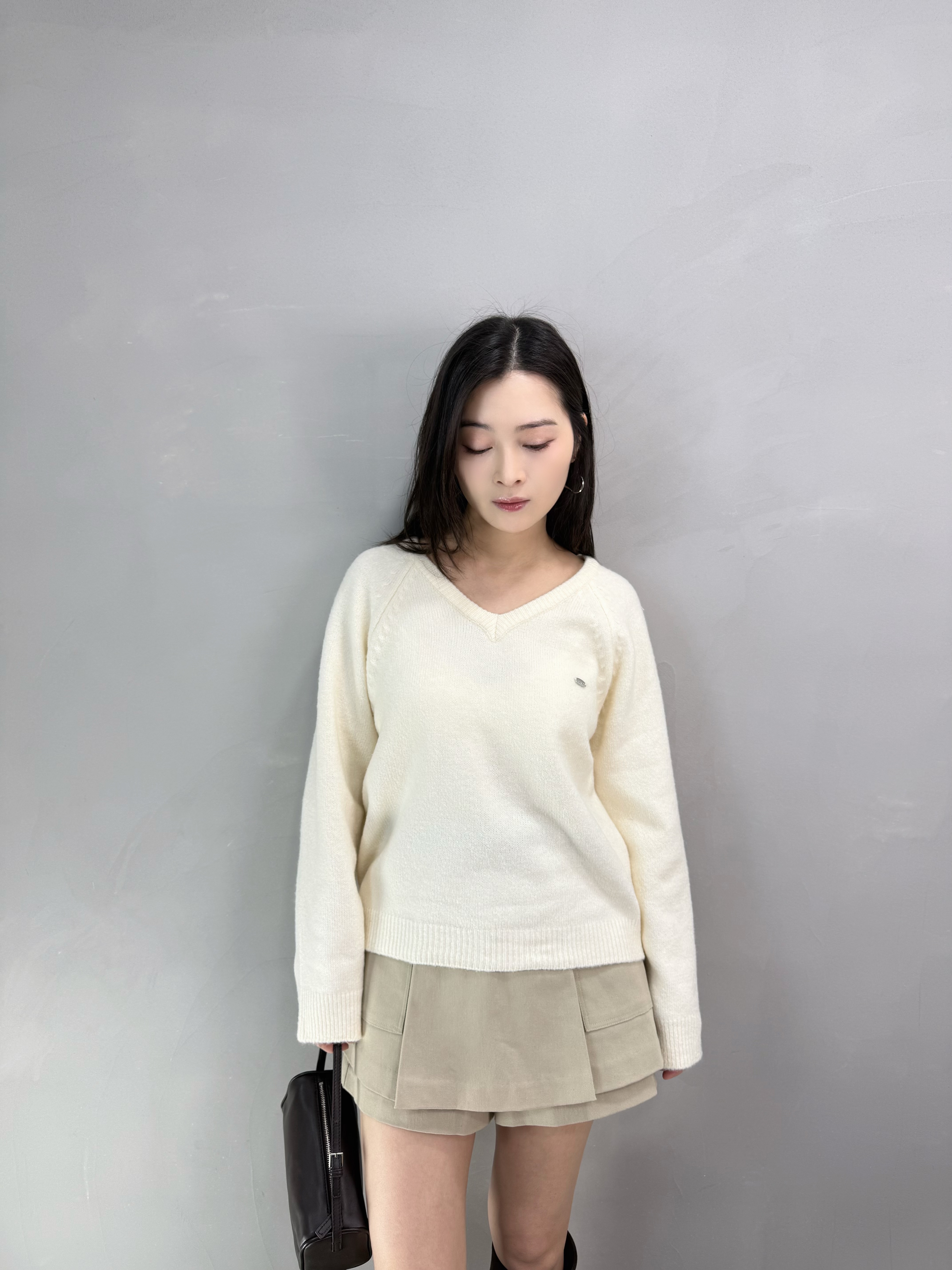 G62 V領銀扣Top（新年後）