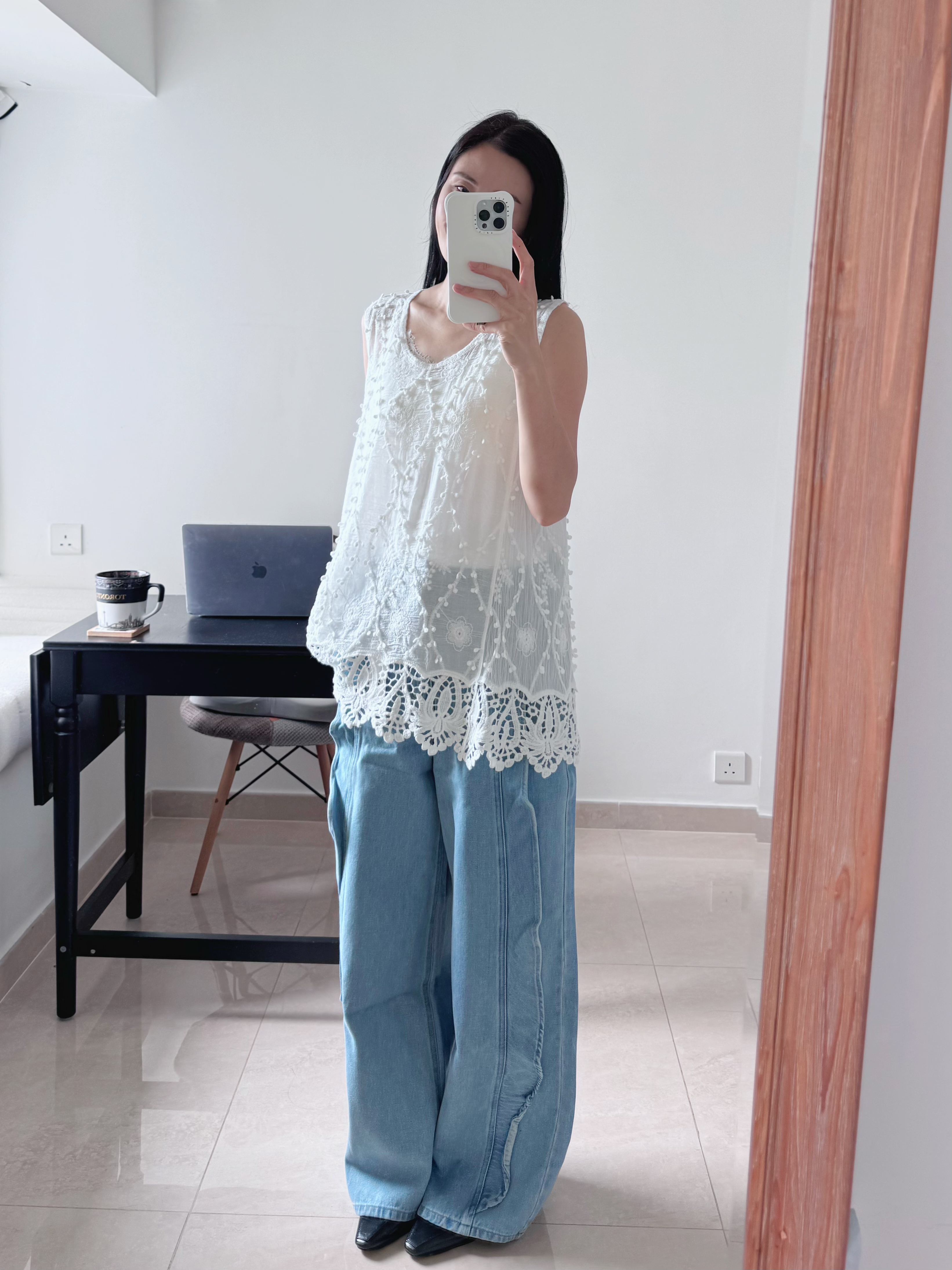 Textured lace top (Ivory)