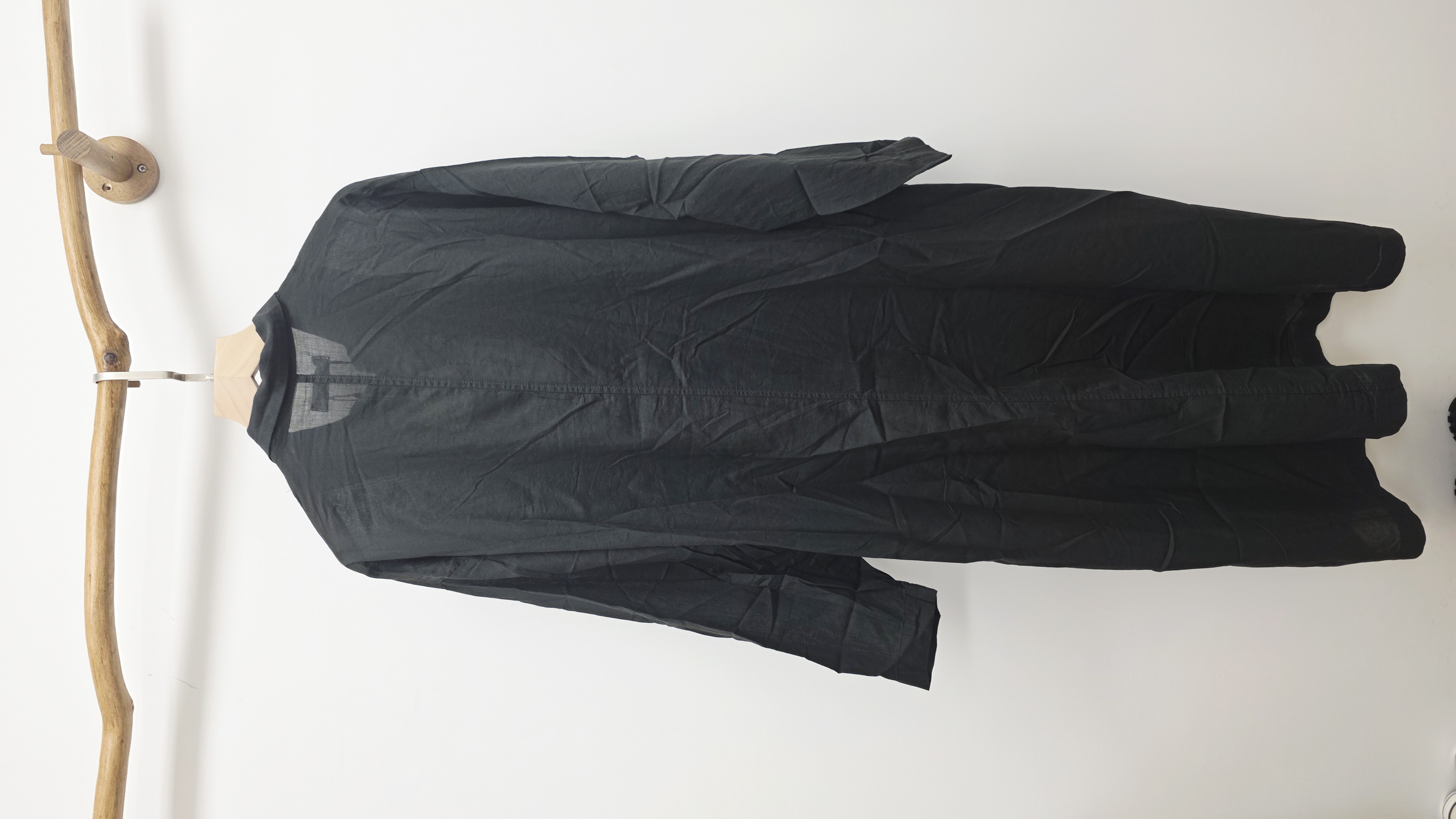 日牌黑束腰帶棉麻開胸連身裙