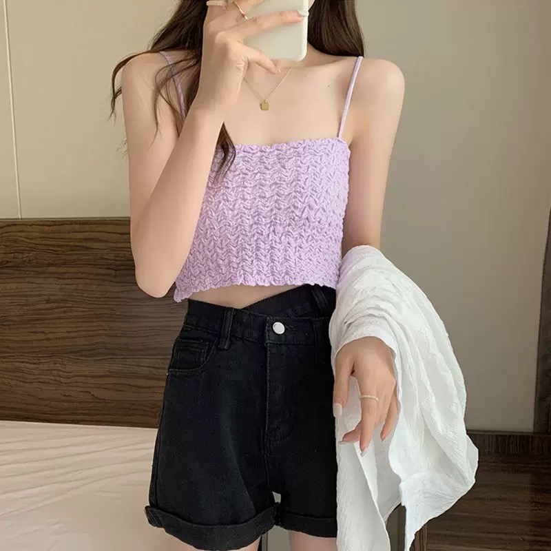 纯色基础款内搭