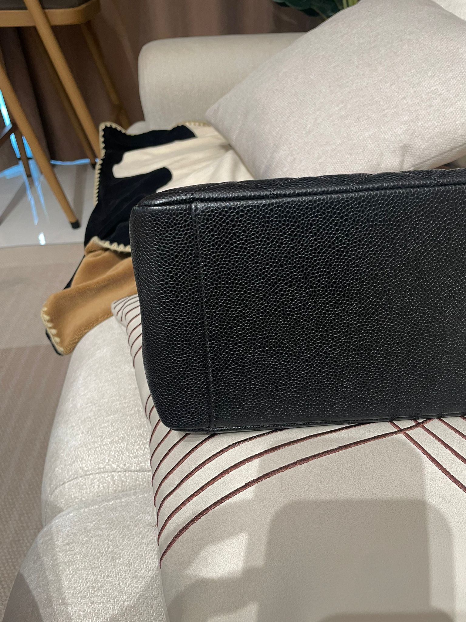 Chanel GST 黑色荔枝牛皮銀扣 100Authentic, 98%New ✅20Card✅Dust bag