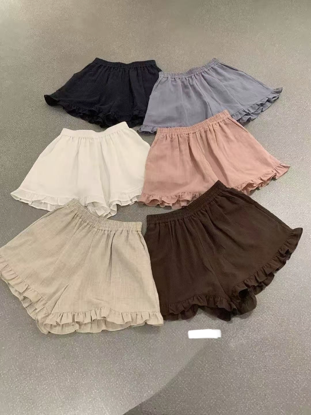 Ruffles 短褲 