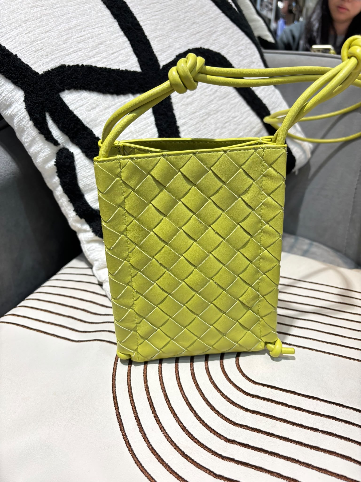 Bottega Veneta Mini The Knot Intrecciato bucket bag,100%AUTHENTIC, 95%new  
