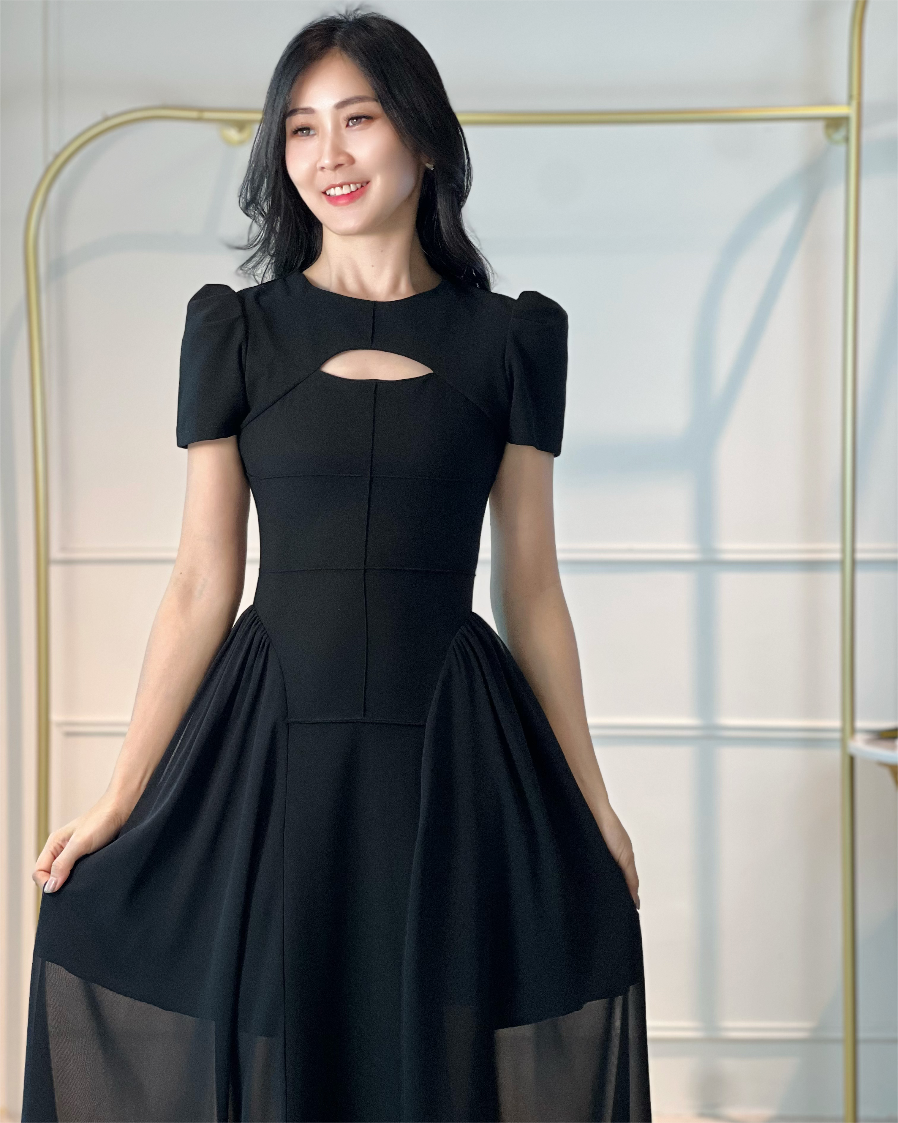 5052 Midnight Princess Silhouette Midi Dress -Black