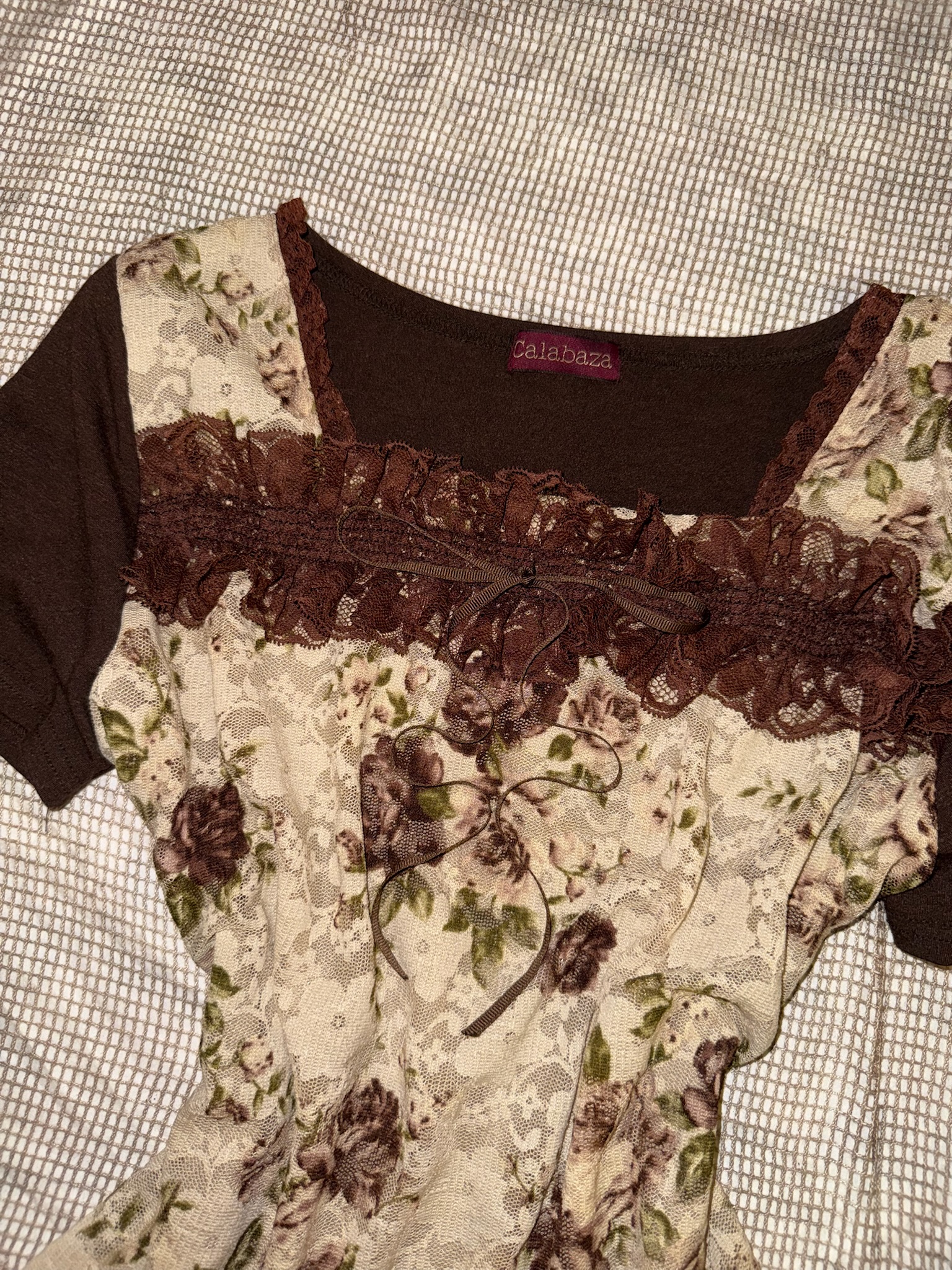Vintage Floral Lace Center Bow Milkmaid Top