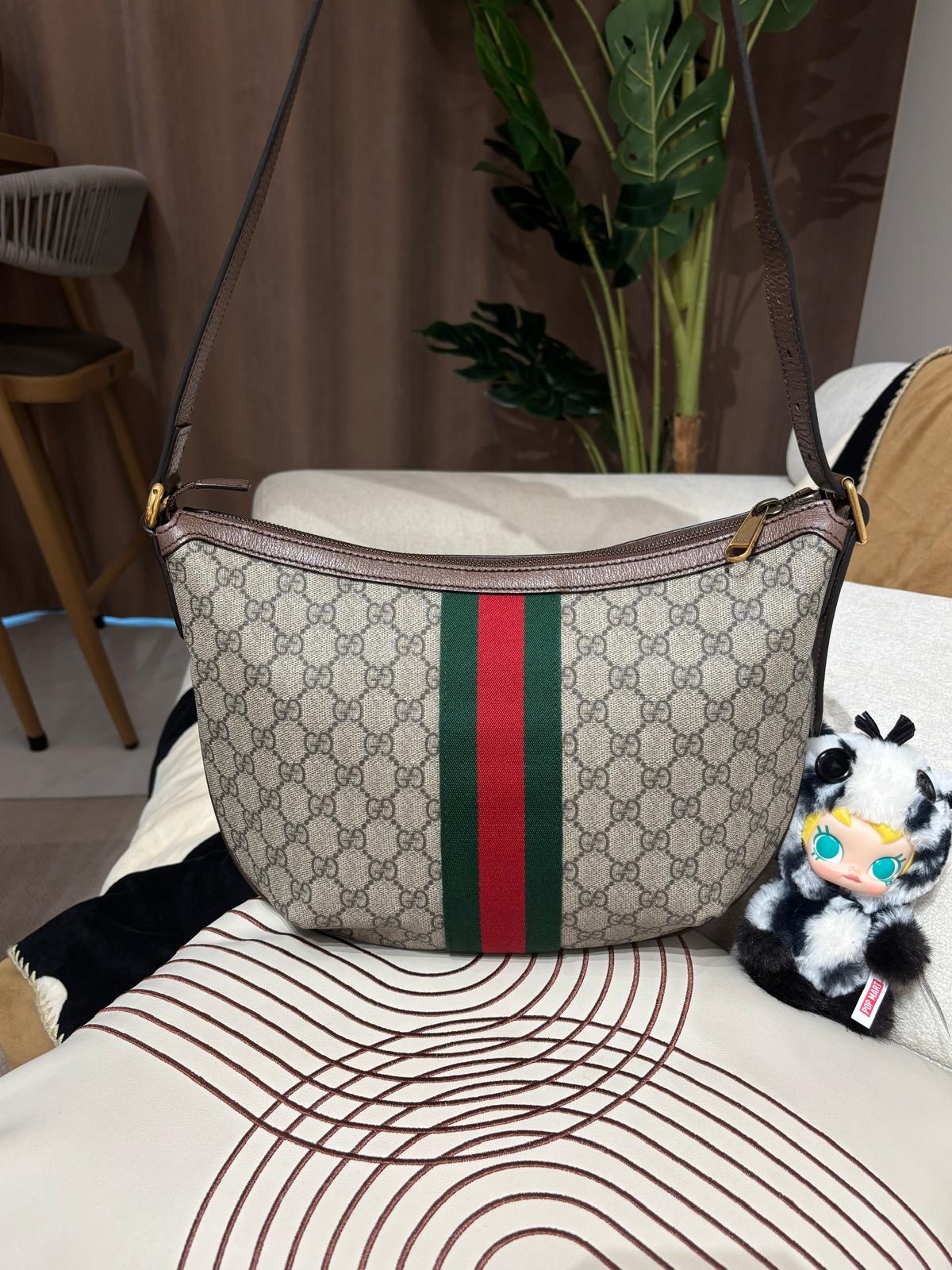 Gucci Ophidia shoulder bag 100%Authentic,95%new  ✅booklet✅dust bag