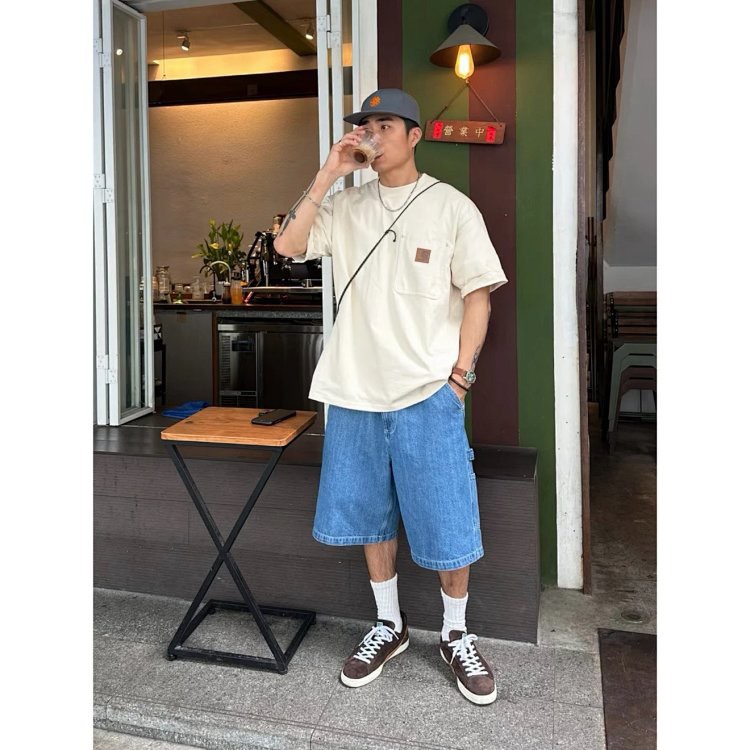 預訂 Car hartt 口袋皮標短袖Tee
