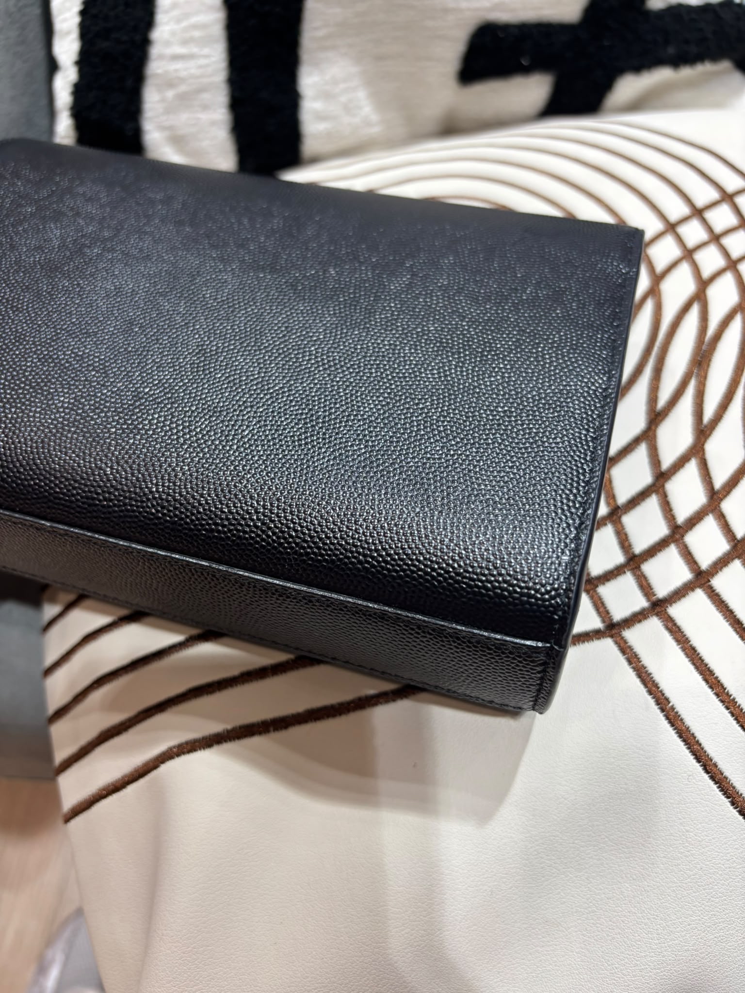 YSL Kate small  Black Caviar flap so black 20cm YSL FLAP 100%Authentic, 99%new  ✅Certificate ✅dust bag 
