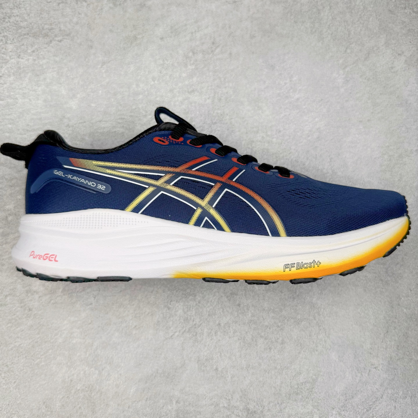 Asics Gel-Kayano 32