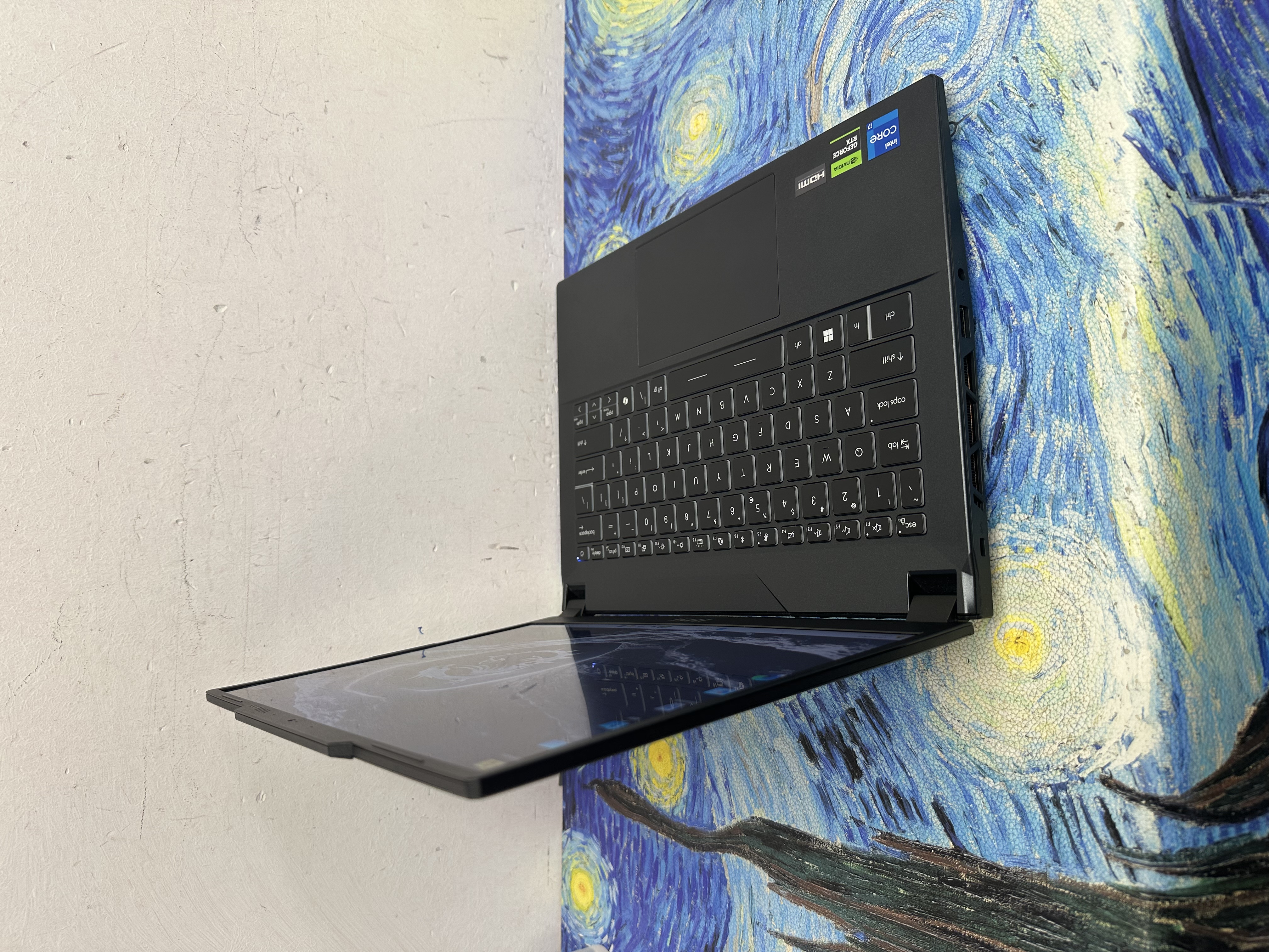 #6048 MSI  i7-13620H/16GB Ram/512GB SSD/14吋2.8K Mon/白色背光Keyboard/RTX 4050獨立顯示卡/ Gaming Laptop / Notebook / PC / Office / Work / gaming notebook / Netflix / Movie / Windows / win 11