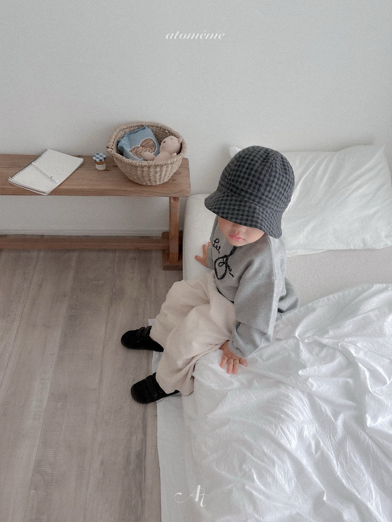 Atomeme | Petit Jour sweatshirt