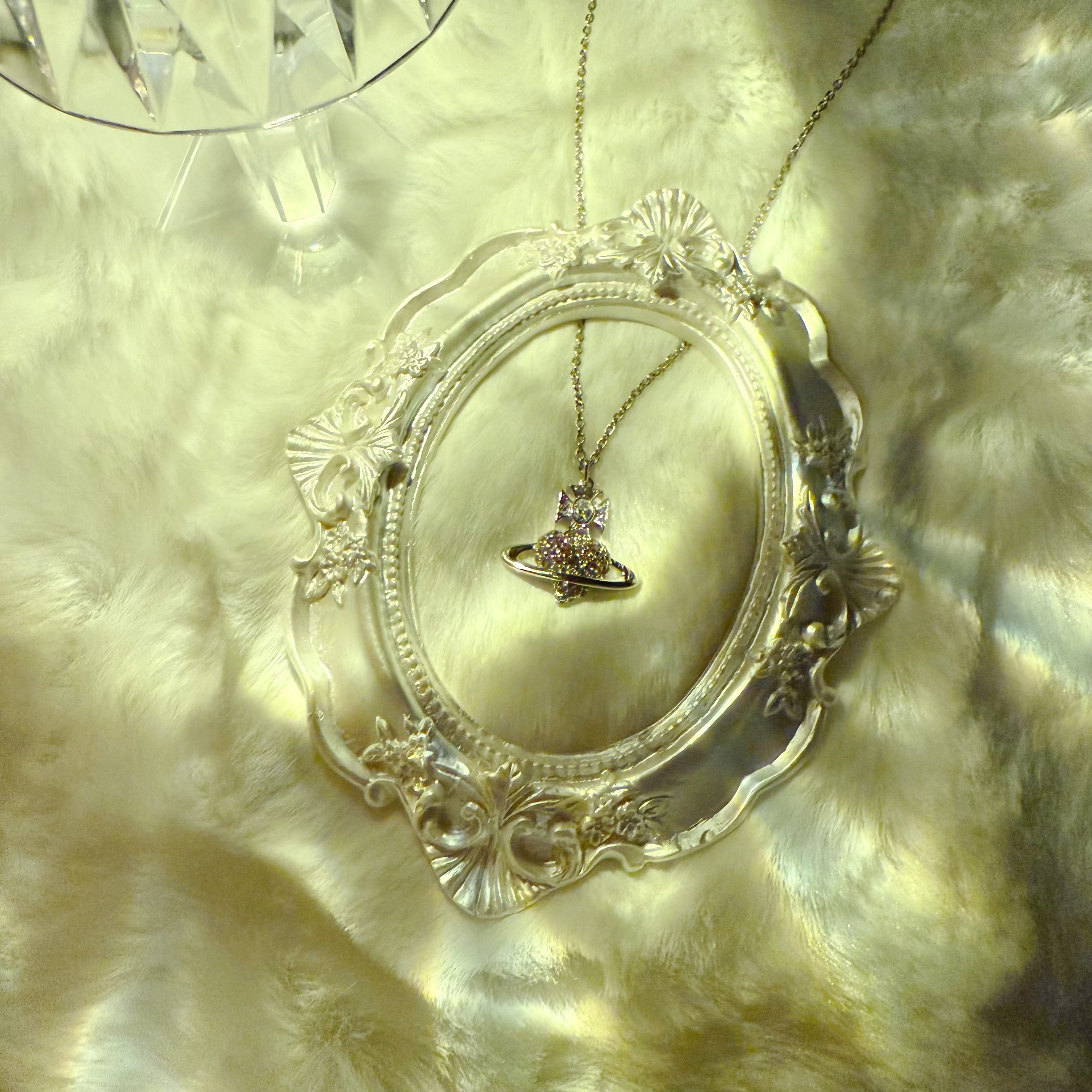 VW Agnatha necklace S/purple