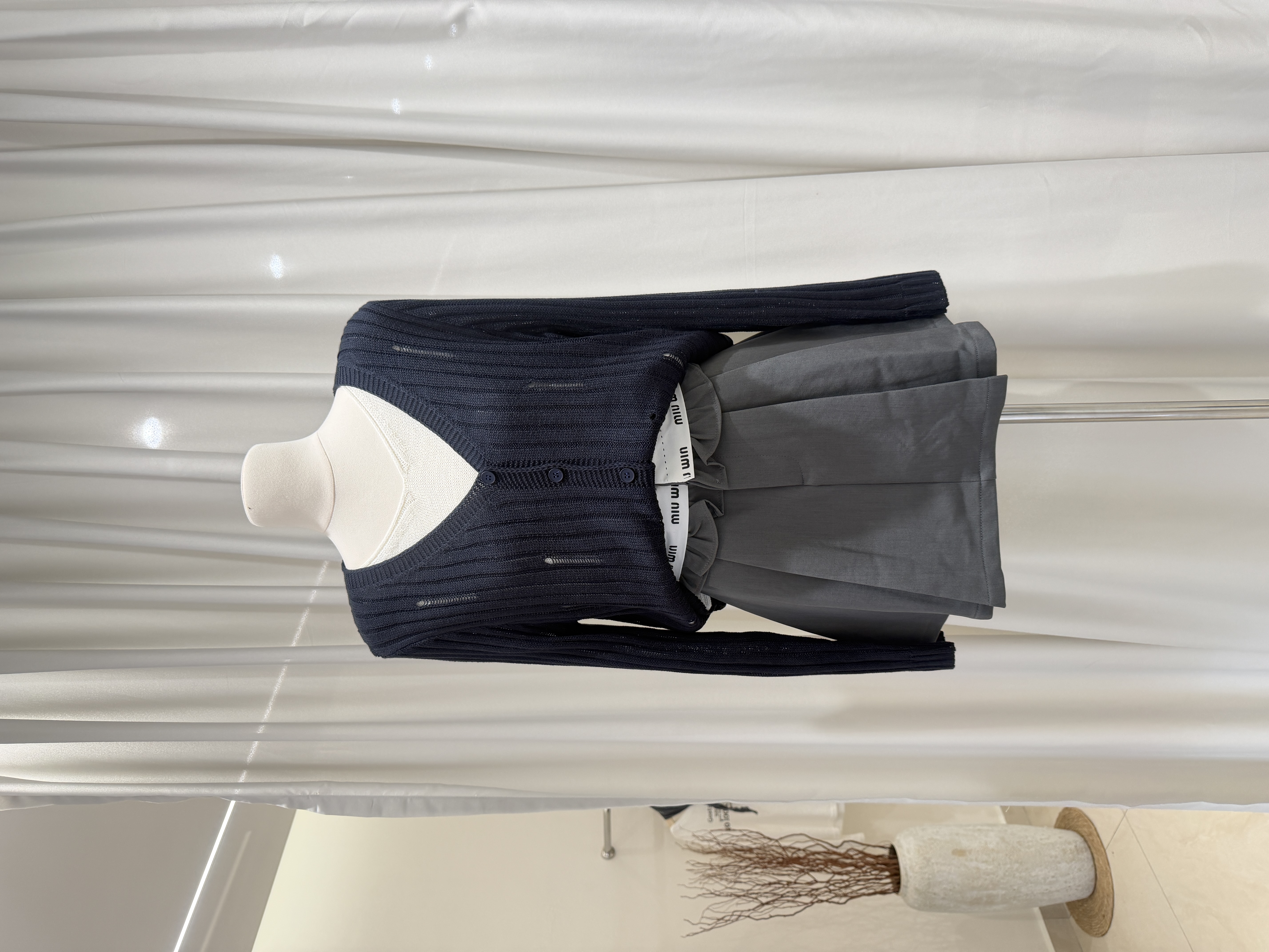 6406 爆款字母百褶裙